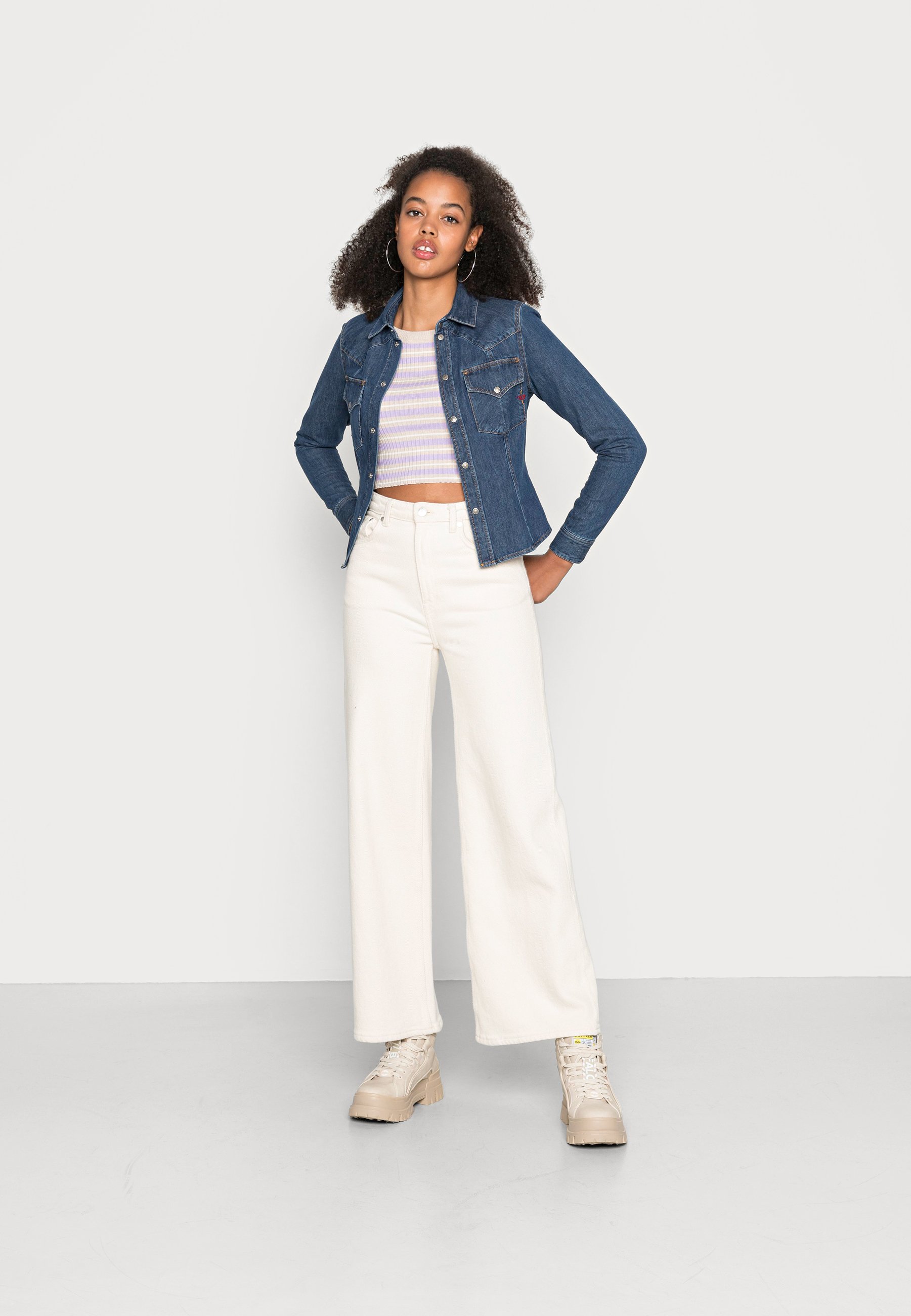 Diesel DE-RIN-F DIESEL LIBRARY - Button-down blouse - denim/blue denim