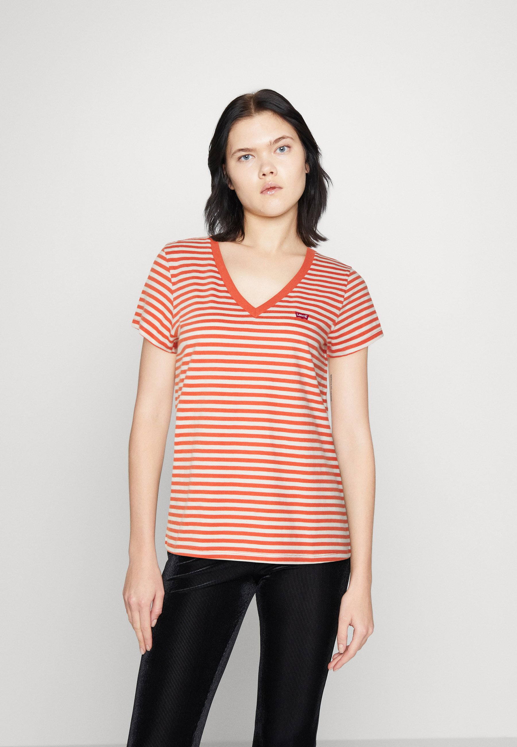 Levi's® PERFECT VNECK - Print T-shirt - plain jane/red