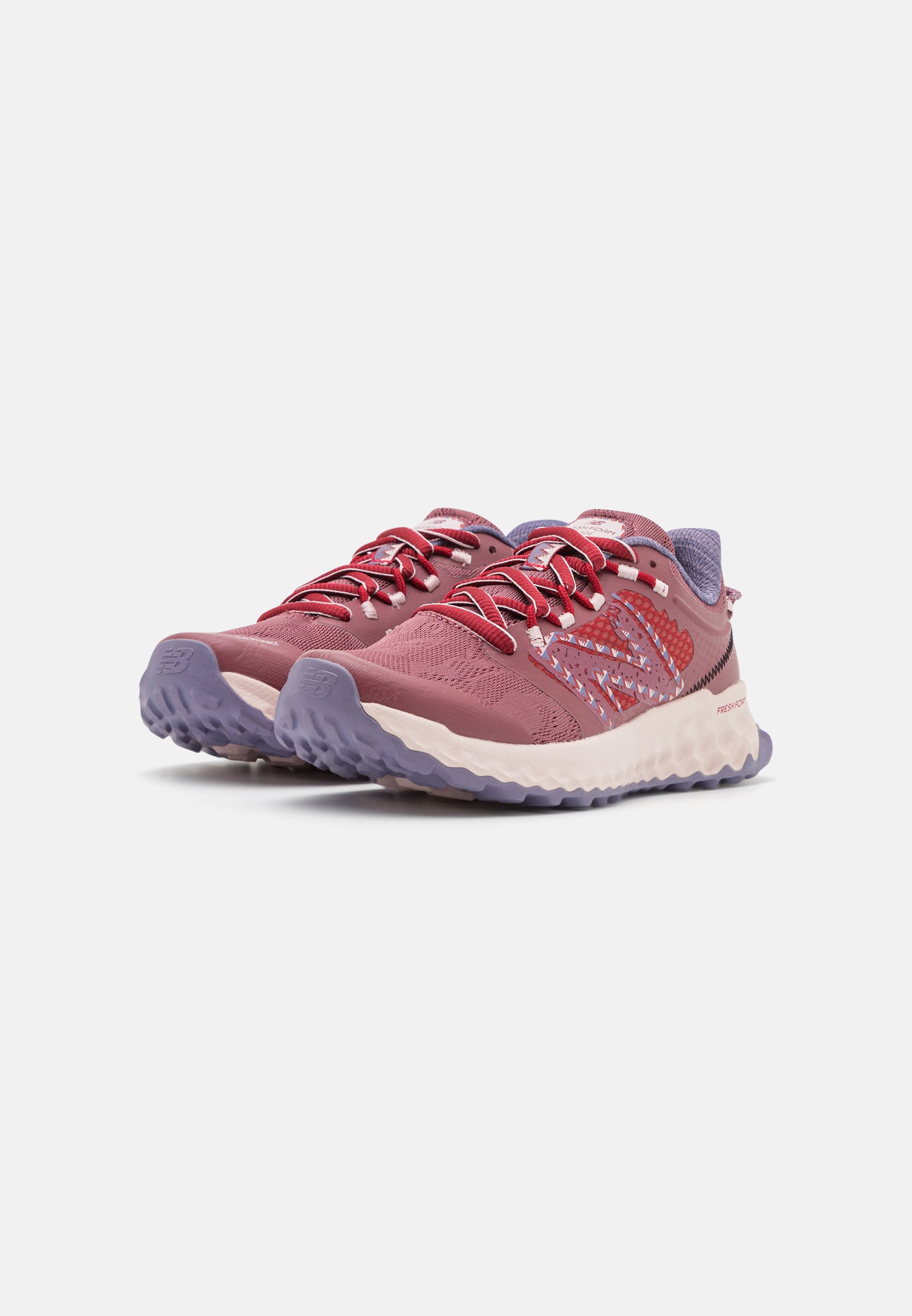 NB FRESH FOAM GAROE  - Trail running shoes - washed burgundy/red