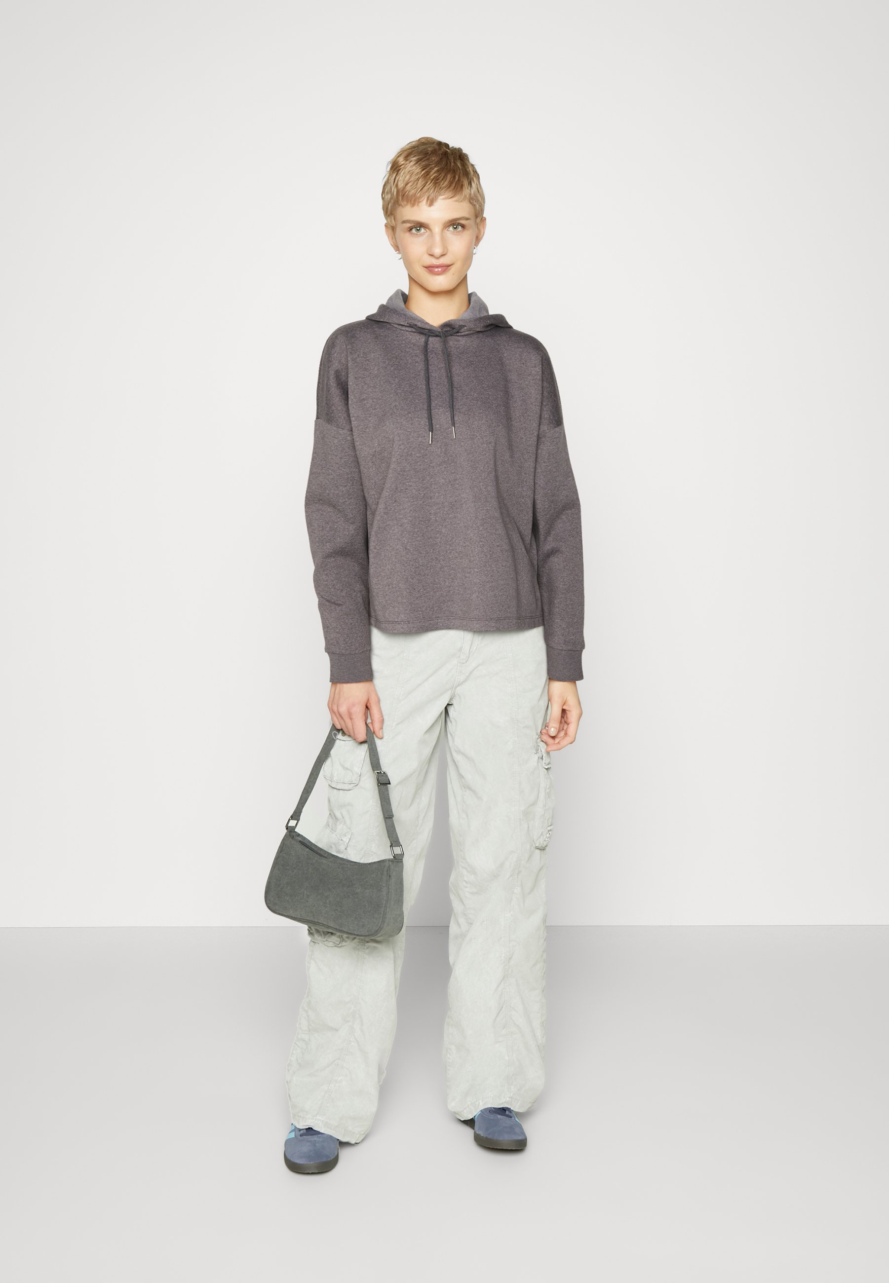 Vero Moda VMTRINA HOODIE - Sweatshirt - medium grey melange/mottled grey