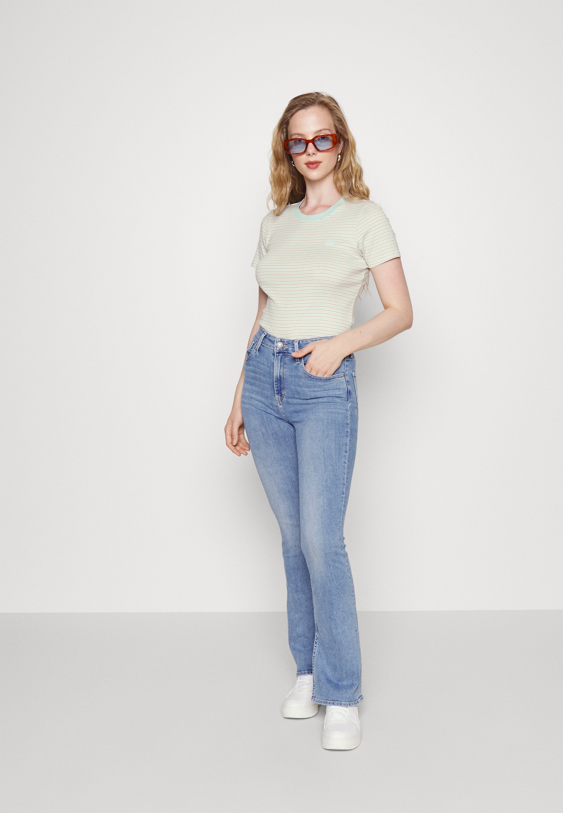 Levi's® BABY TEE - Basic T-shirt - turmeric/starlight blue/blue