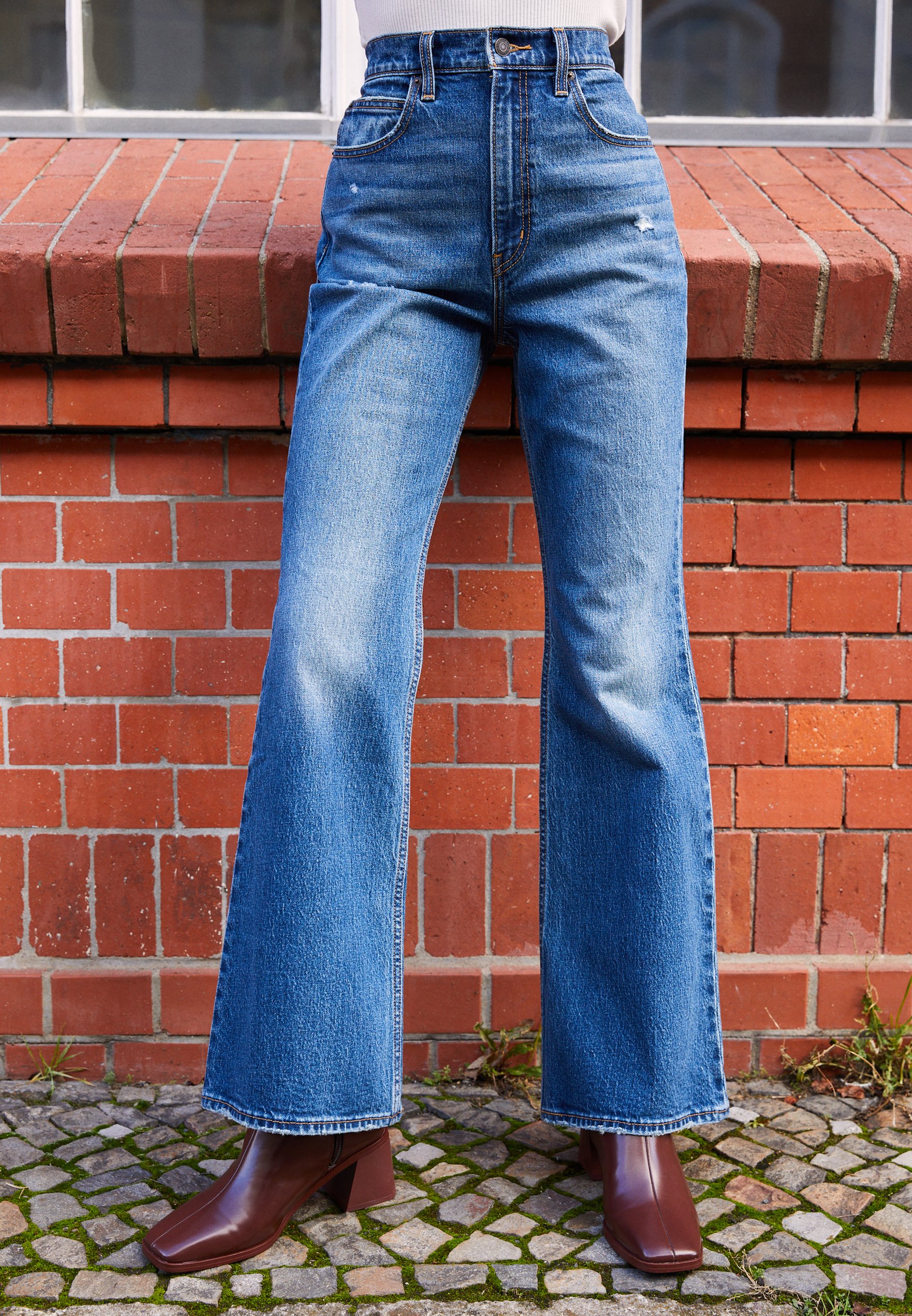 Levi's® 70S HIGH FLARE - Flared Jeans - take it out/destroyed denim