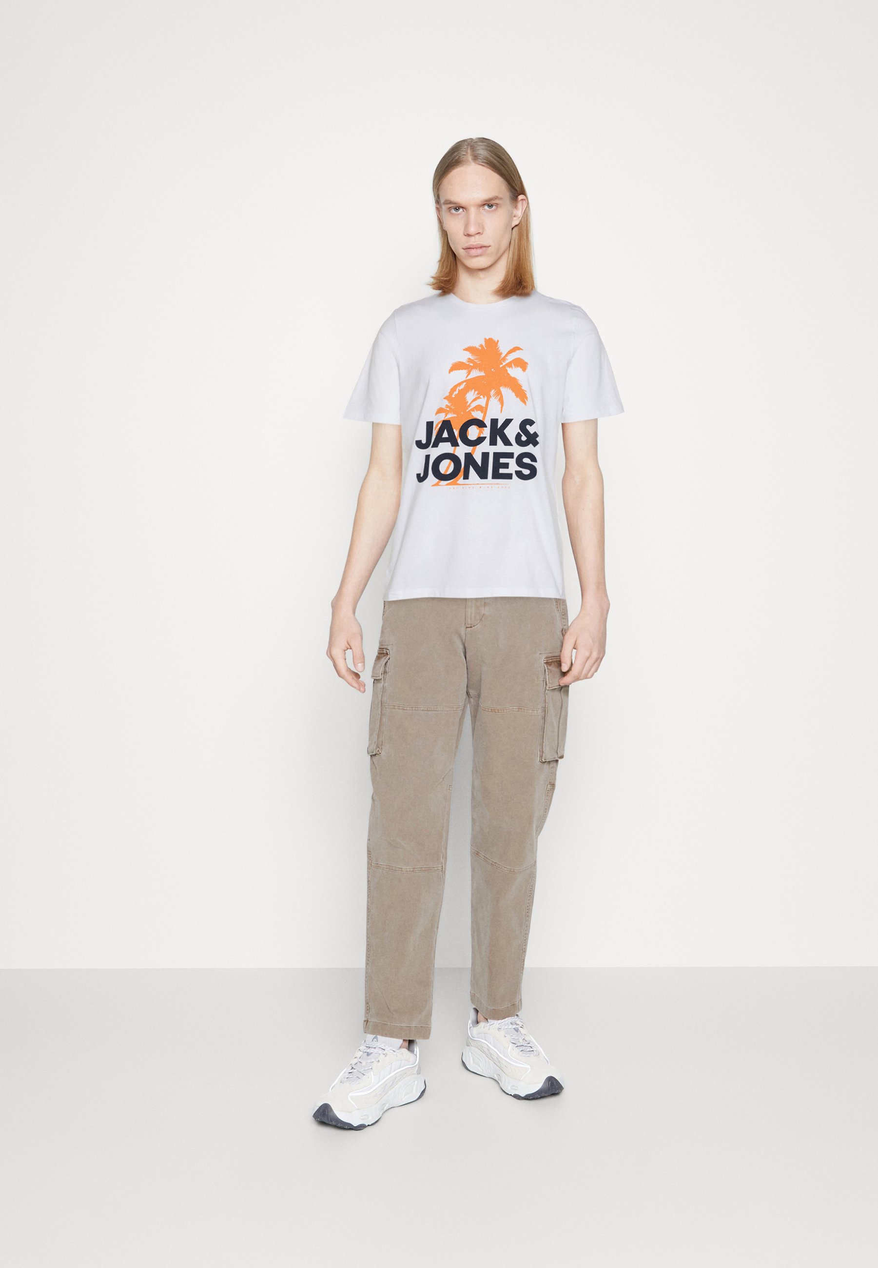 Jack &Jones JCOWAVY TEE CREW NECK - Print T-shirt - white