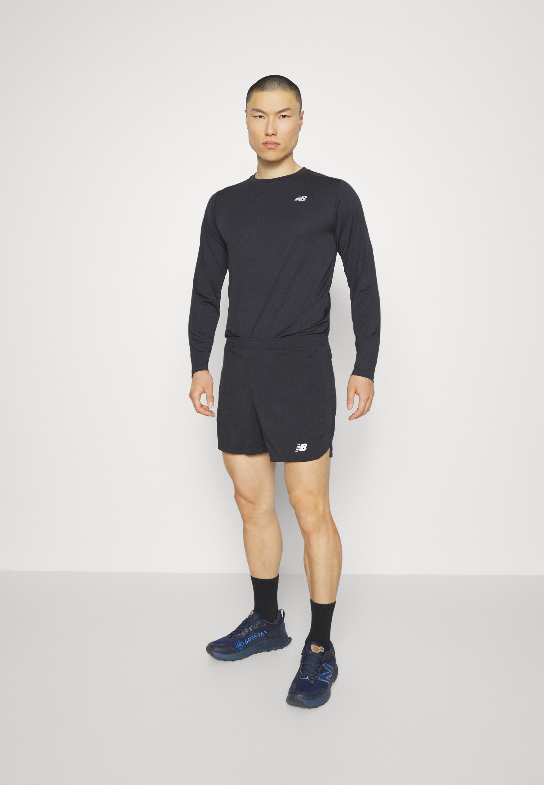 NB ACCELERATE INCH - Sports shorts - black
