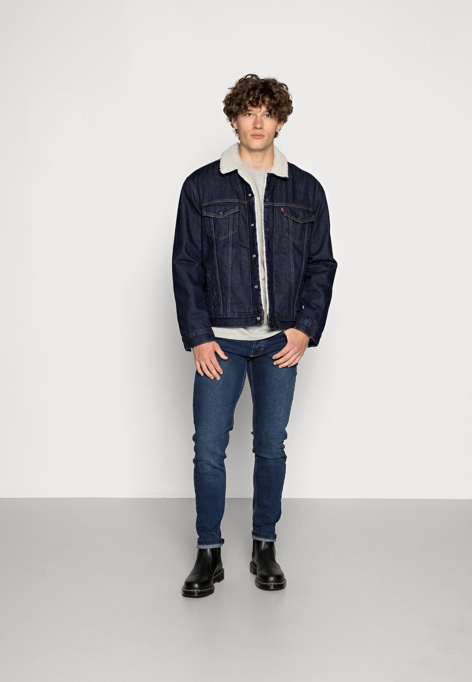 Levi's® TYPE TRUCKER - Light jacket - rockridge/dark-blue denim