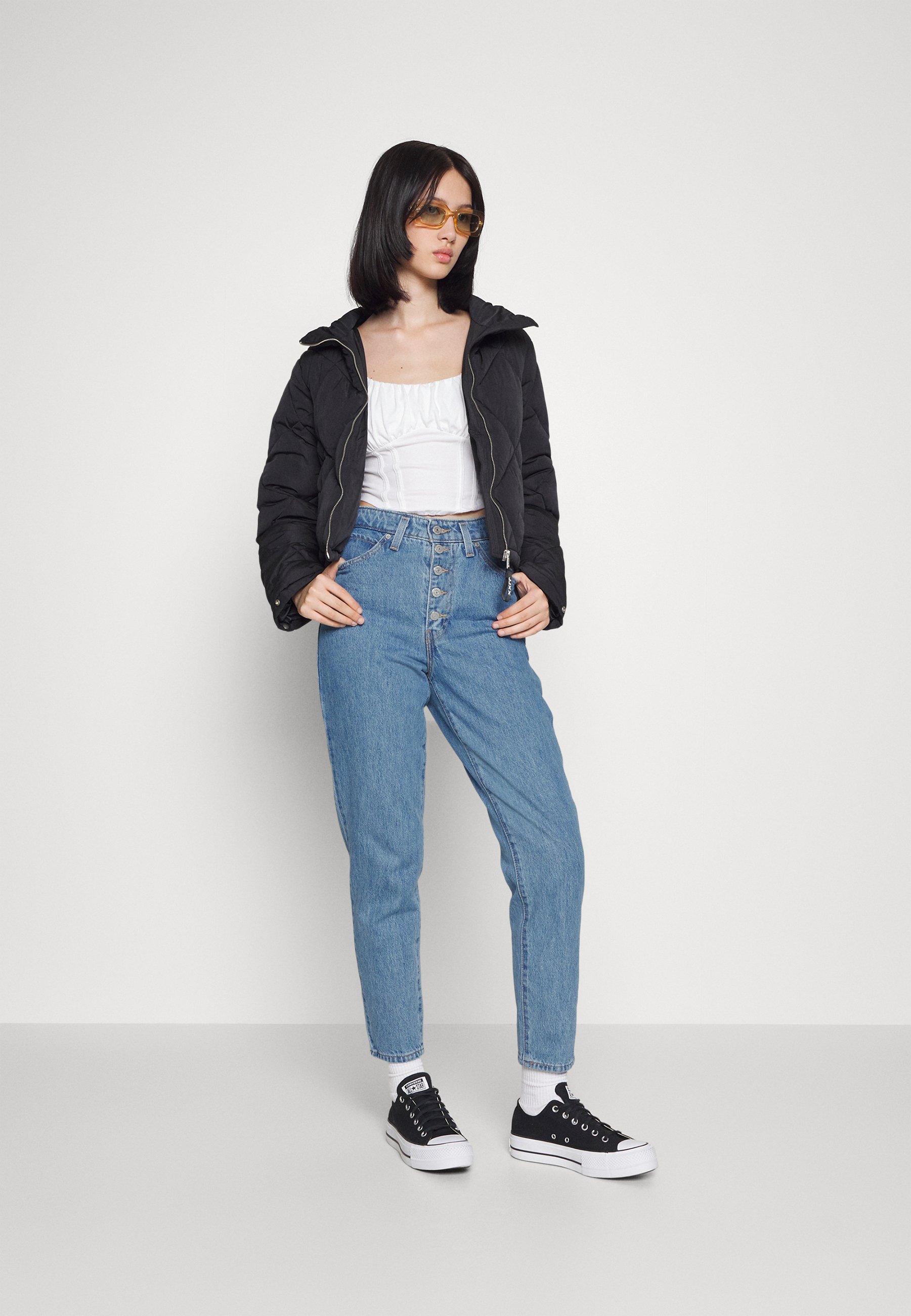 Levi's® NOTCH HIGH WAISTED MOM JEAN - Relaxed fit jeans - light indigo/light-blue denim