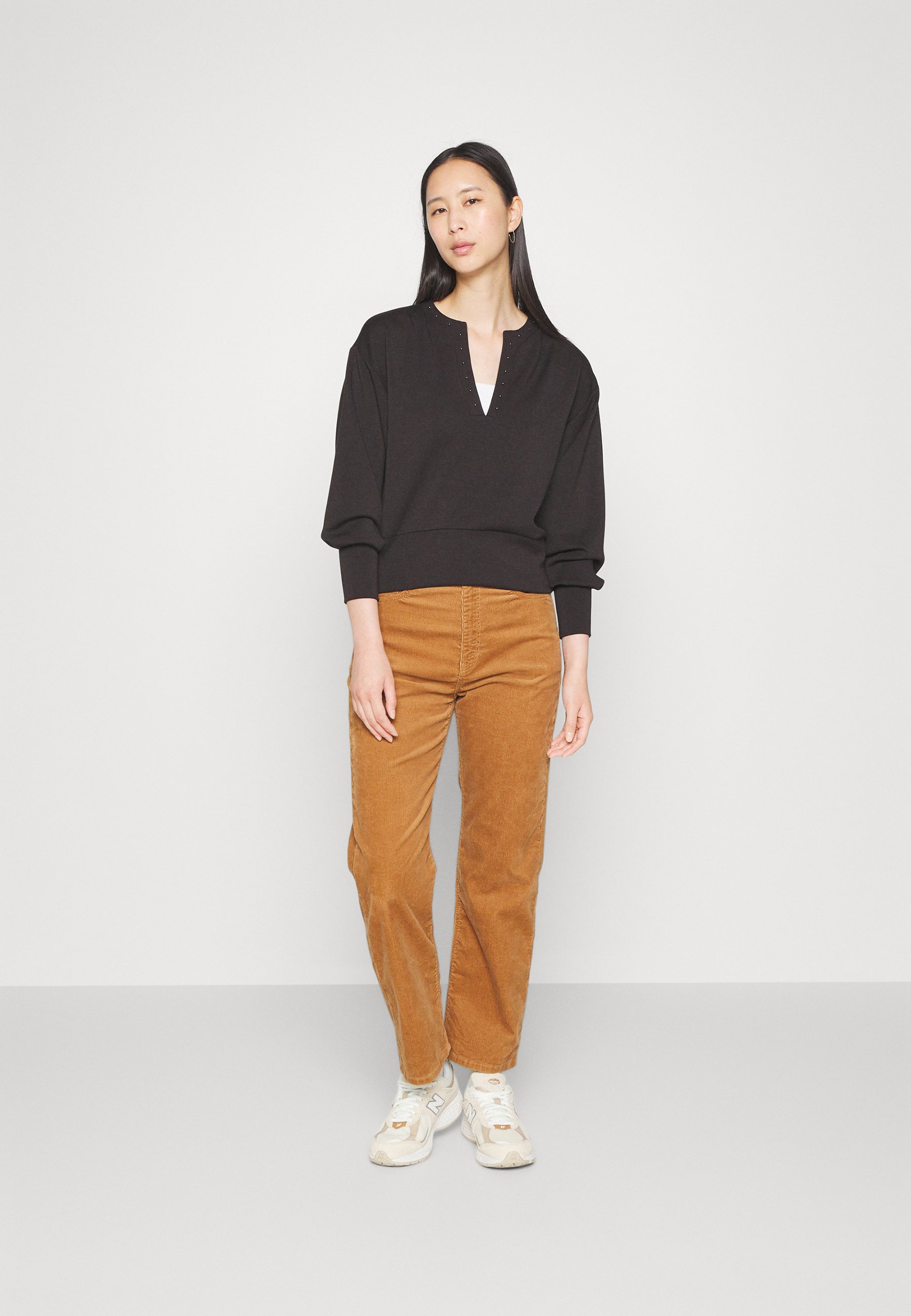 Scotch & Soda OPEN V NECK BEADED - Sweatshirt - evening black/black