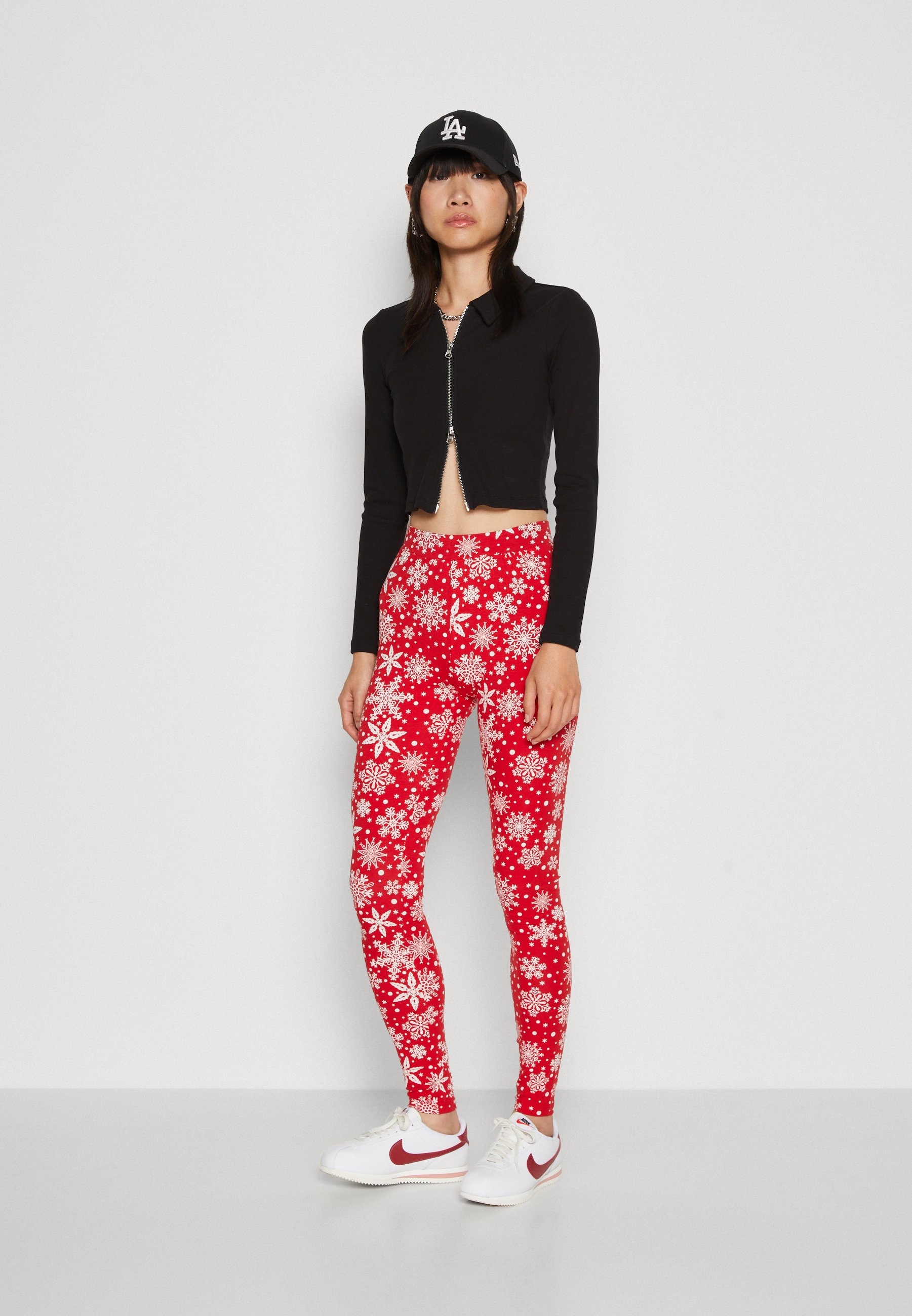 ONLY ONLXMAS ELFI  - Leggings - Trousers - urban red/red
