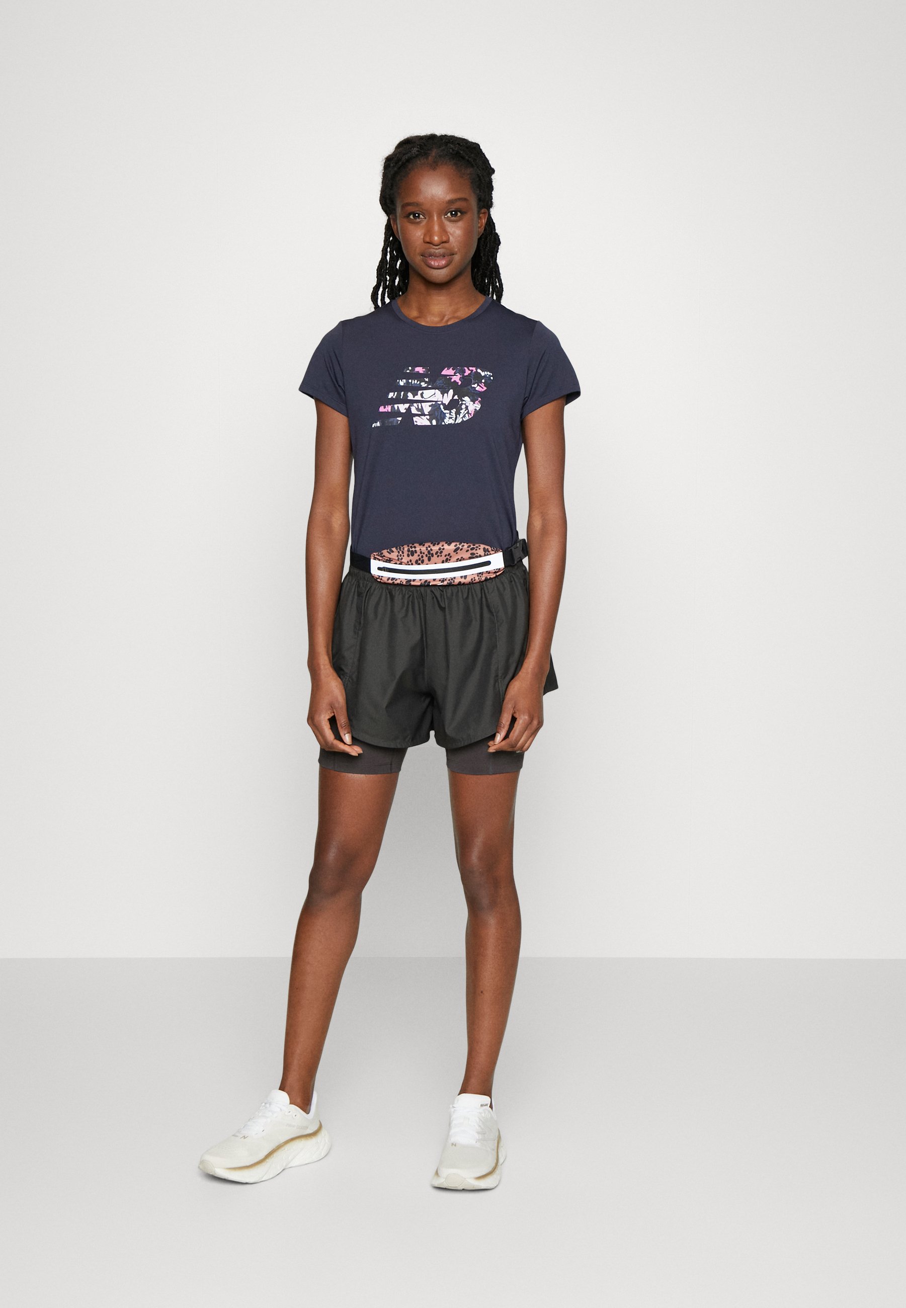 NB IMPACT RUN SHORT - Sports shorts - black