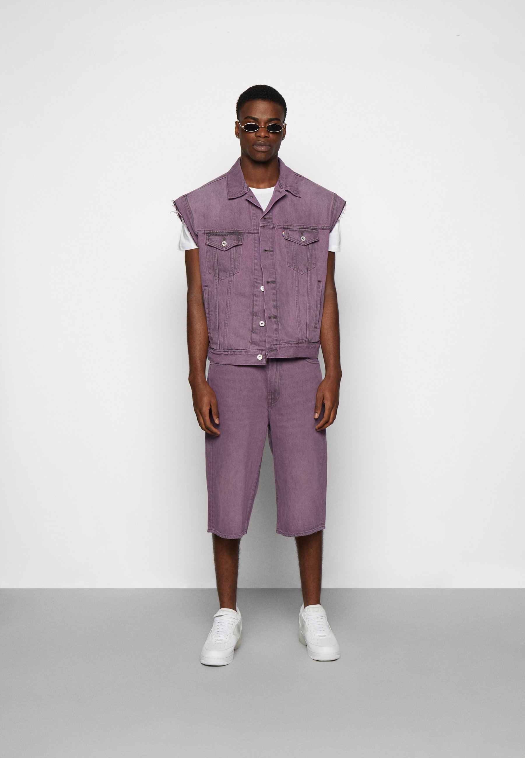 Levi's® BAGGY X LONG SHORT PRIDE - Denim shorts - for my lover short/lilac