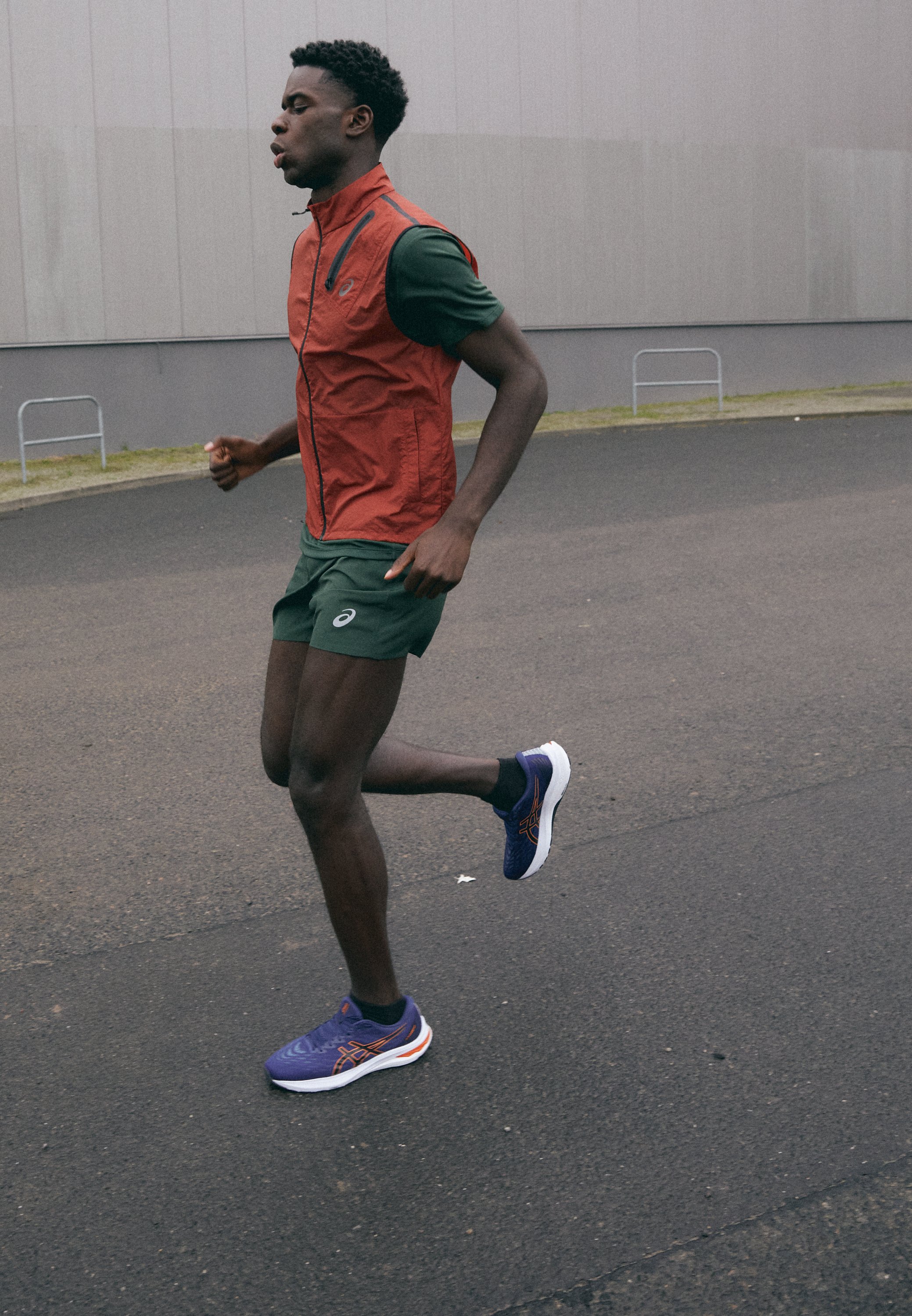 ASICS Stabilty running shoes - deep ocean/bright orange/blue