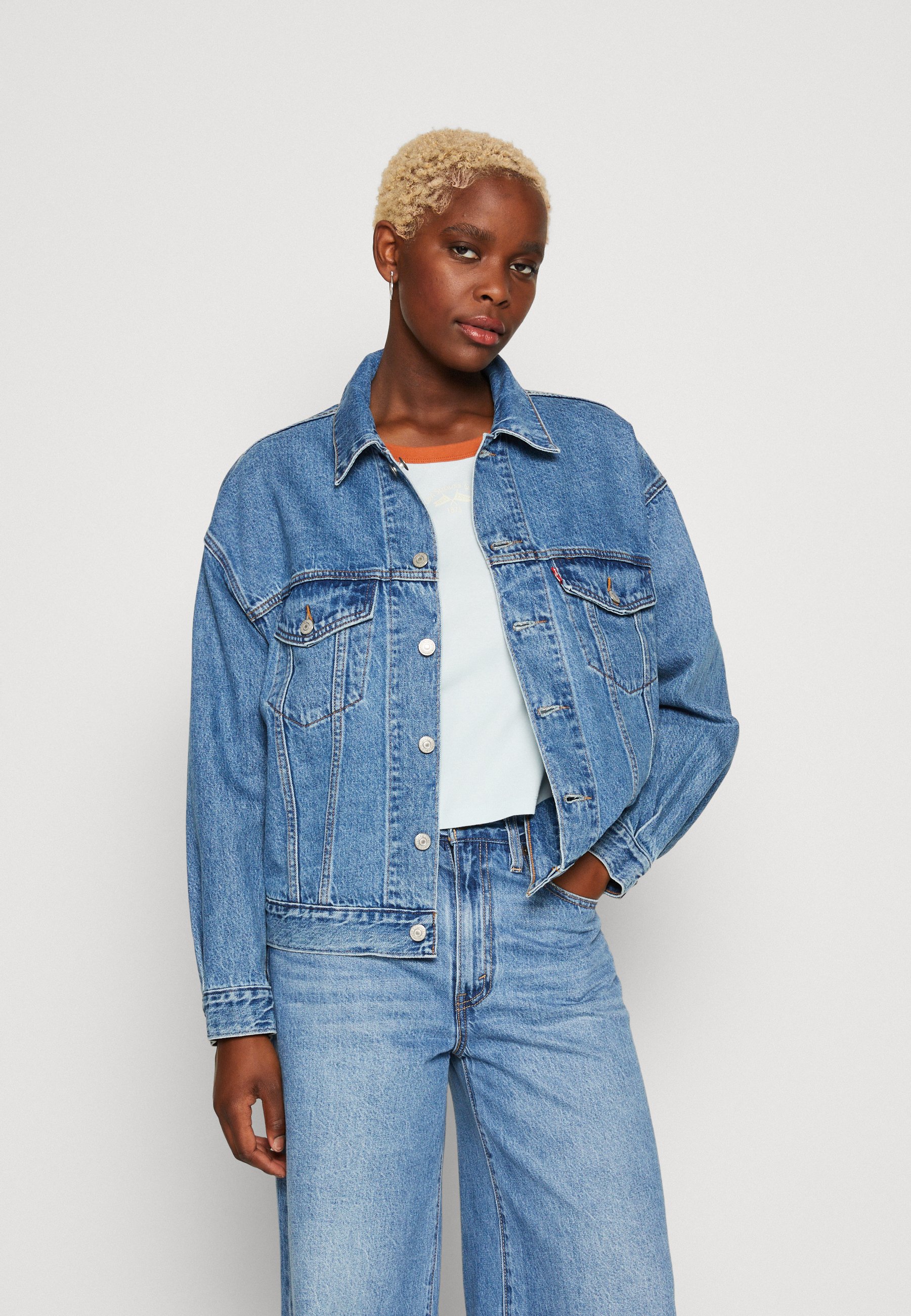 Levi's® REVERSIBLE TRUCKER - Denim jacket - blau/blue