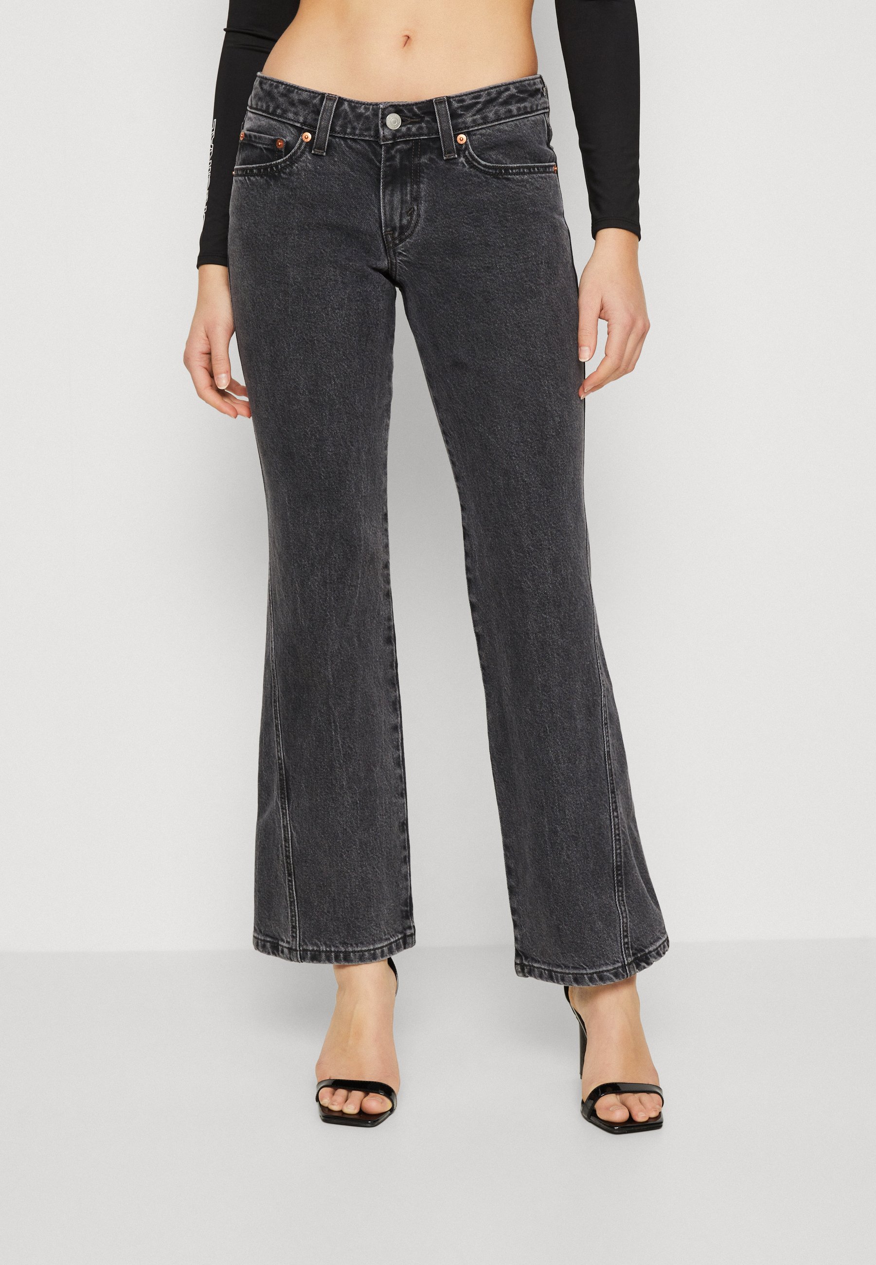 Levi's® NOUGHTIES BOOT - Bootcut jeans - teenage waistband/black denim