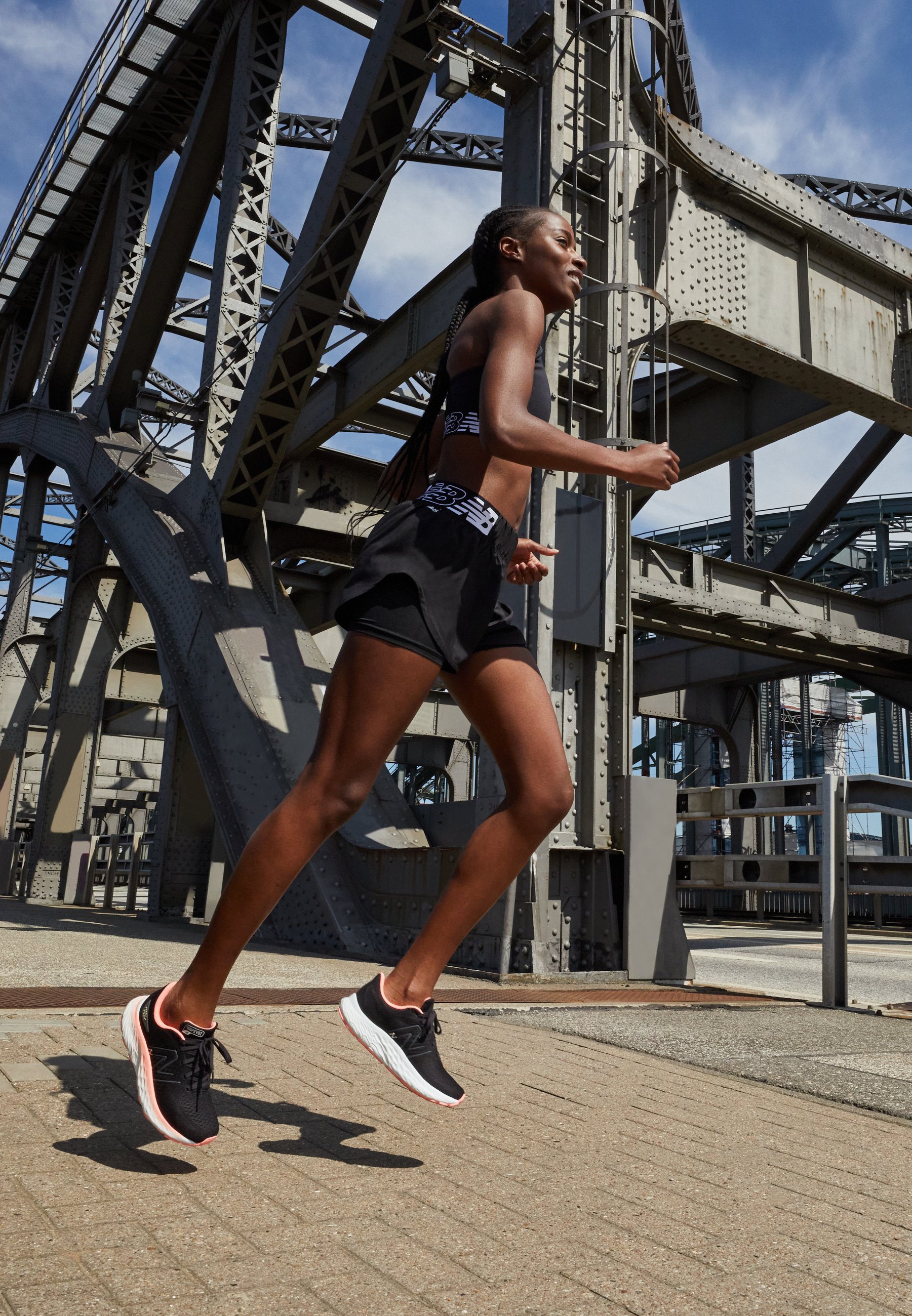 NB FRESH FOAM X EVOZ  - Neutral running shoes - black