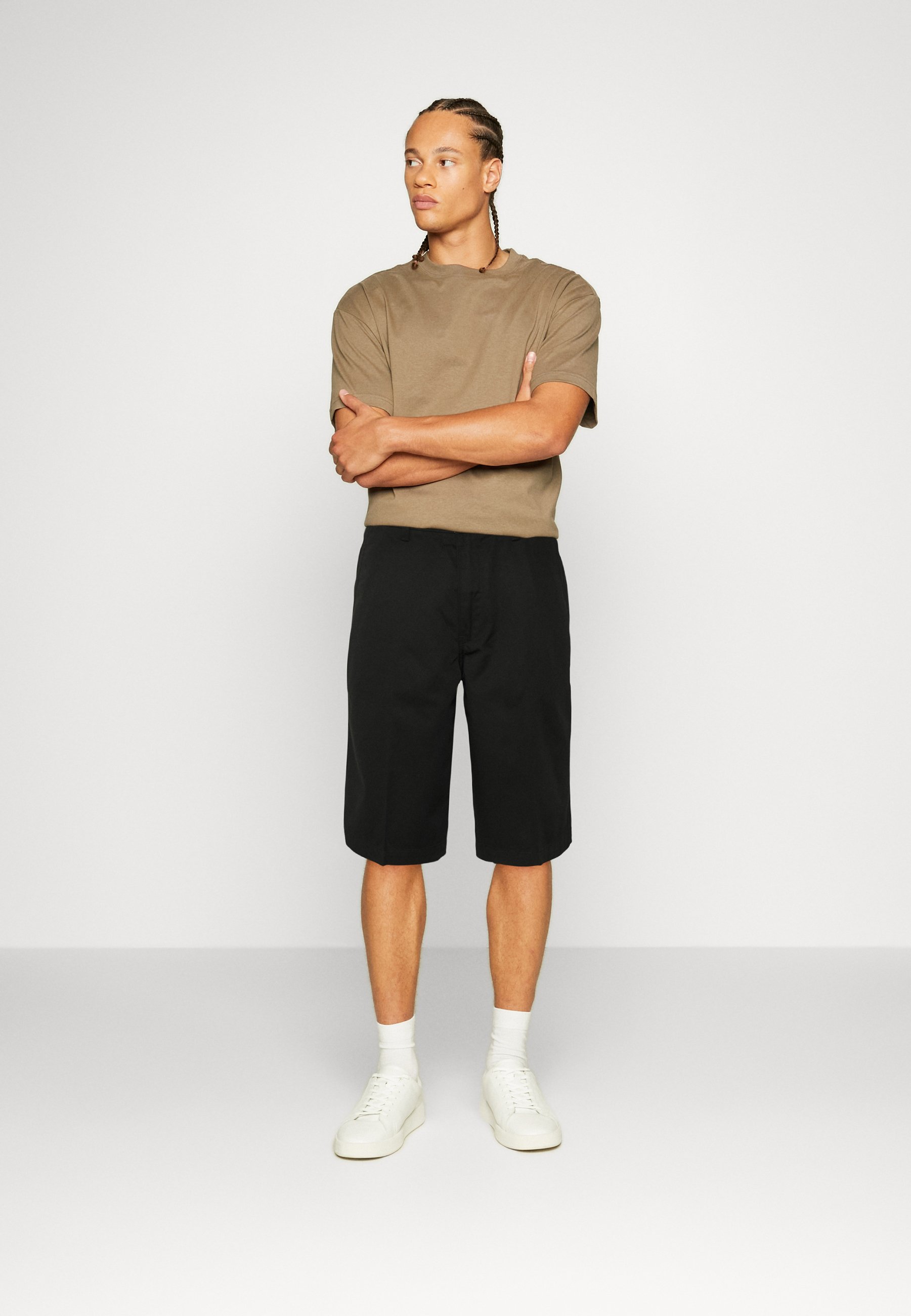 Levi's® PREST BERMUDA - Shorts - meteorite/black