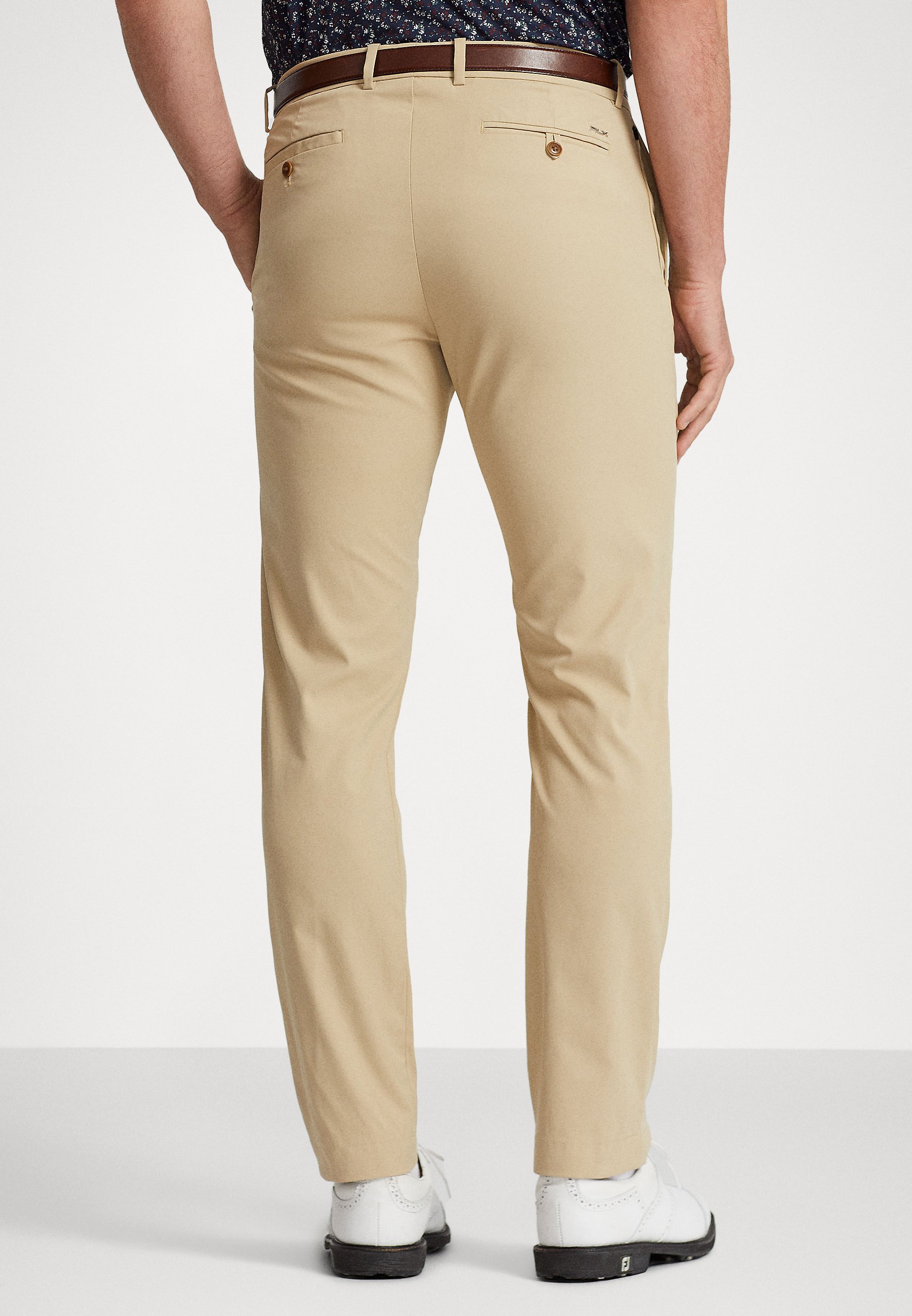 Polo Ralph Lauren GOLF PANT FLAT FRONT - Chinos - classic khaki/khaki