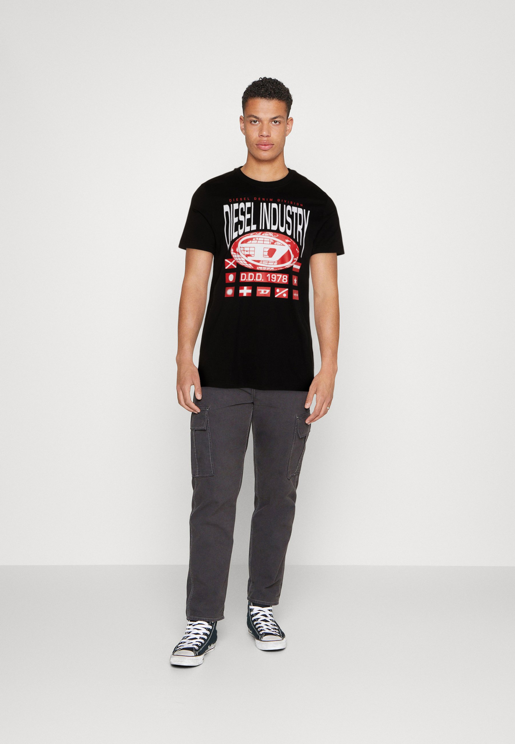 Diesel T-DIEGOR-L8 UNISEX - Print T-shirt - black