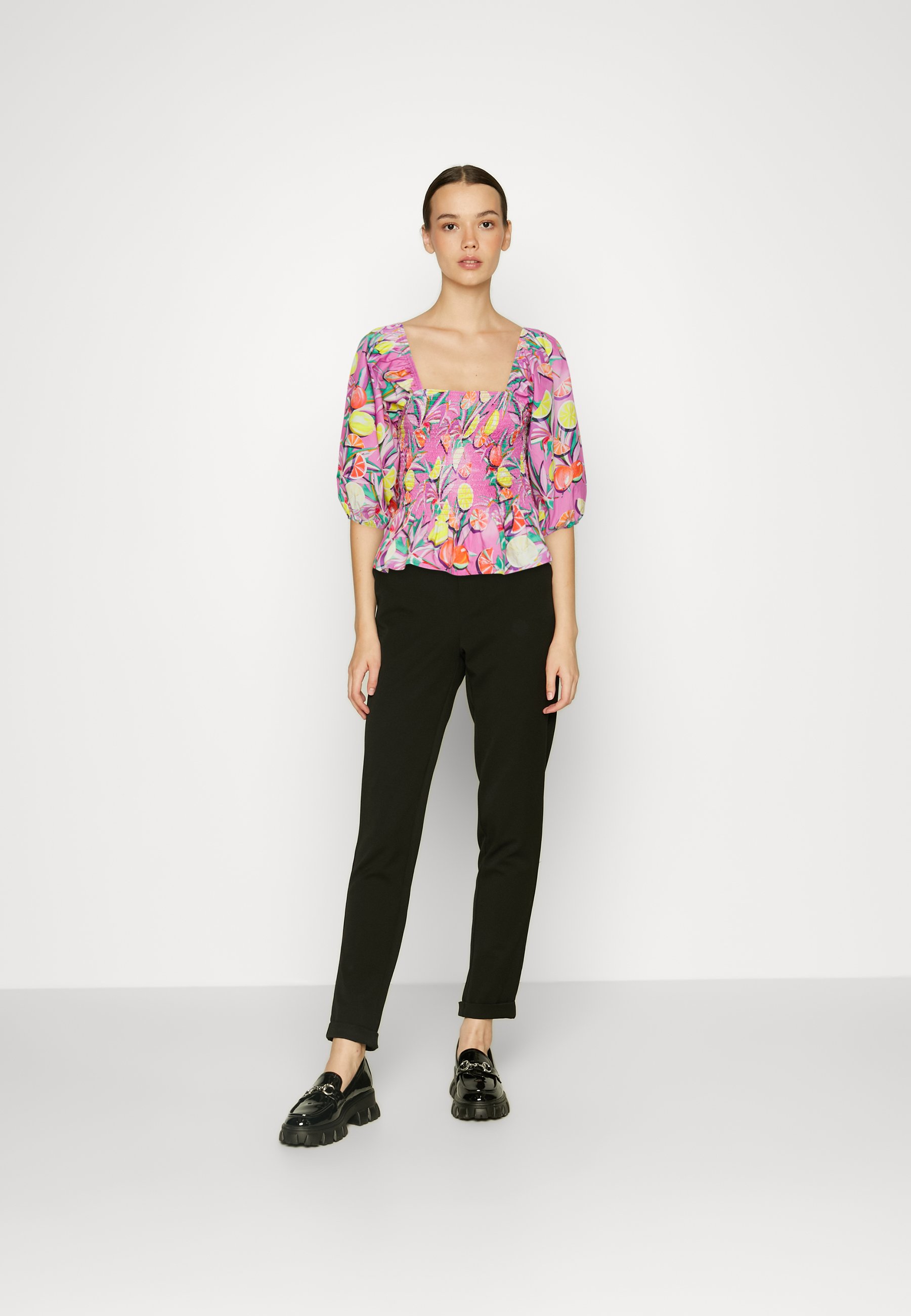 Scotch & Soda SMOCKED PUFF SLEEVE - Print T-shirt - pink