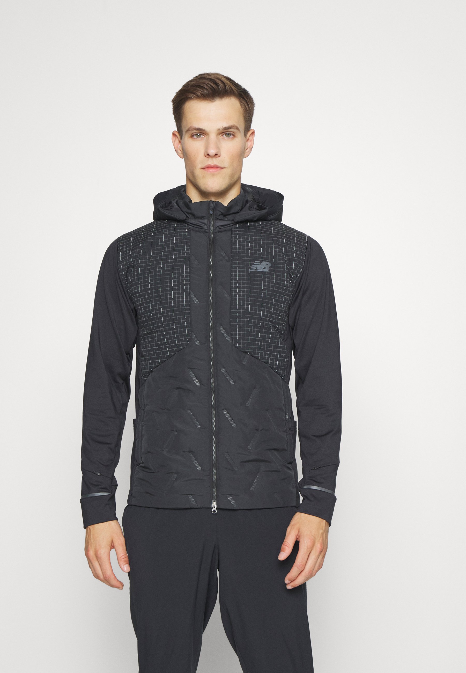 NB IMPACT RUN LUMINOUS HEAT JACKET - Running jacket - black