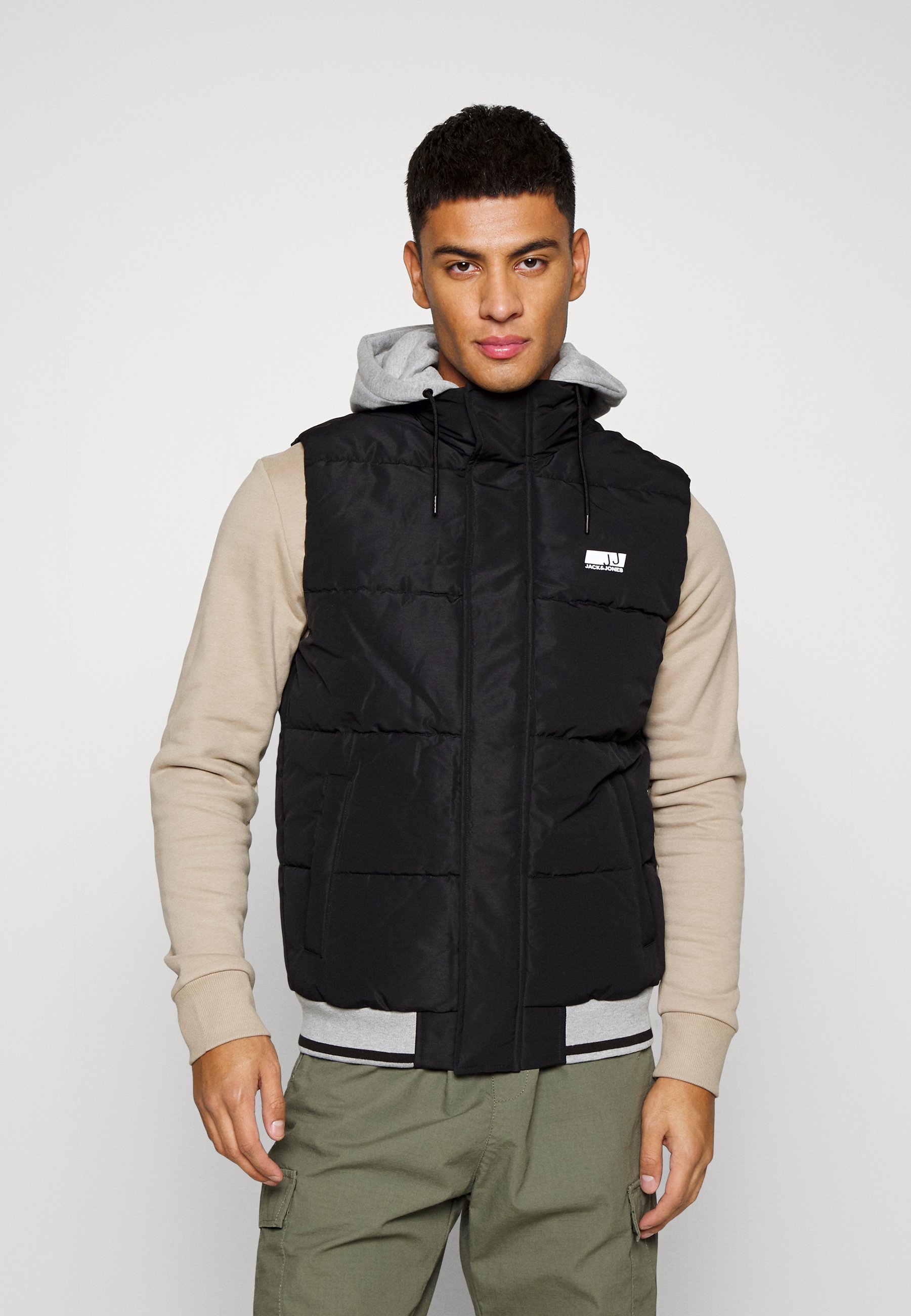 Jack &Jones JCOFENDER BODYWARMER - Waistcoat - black