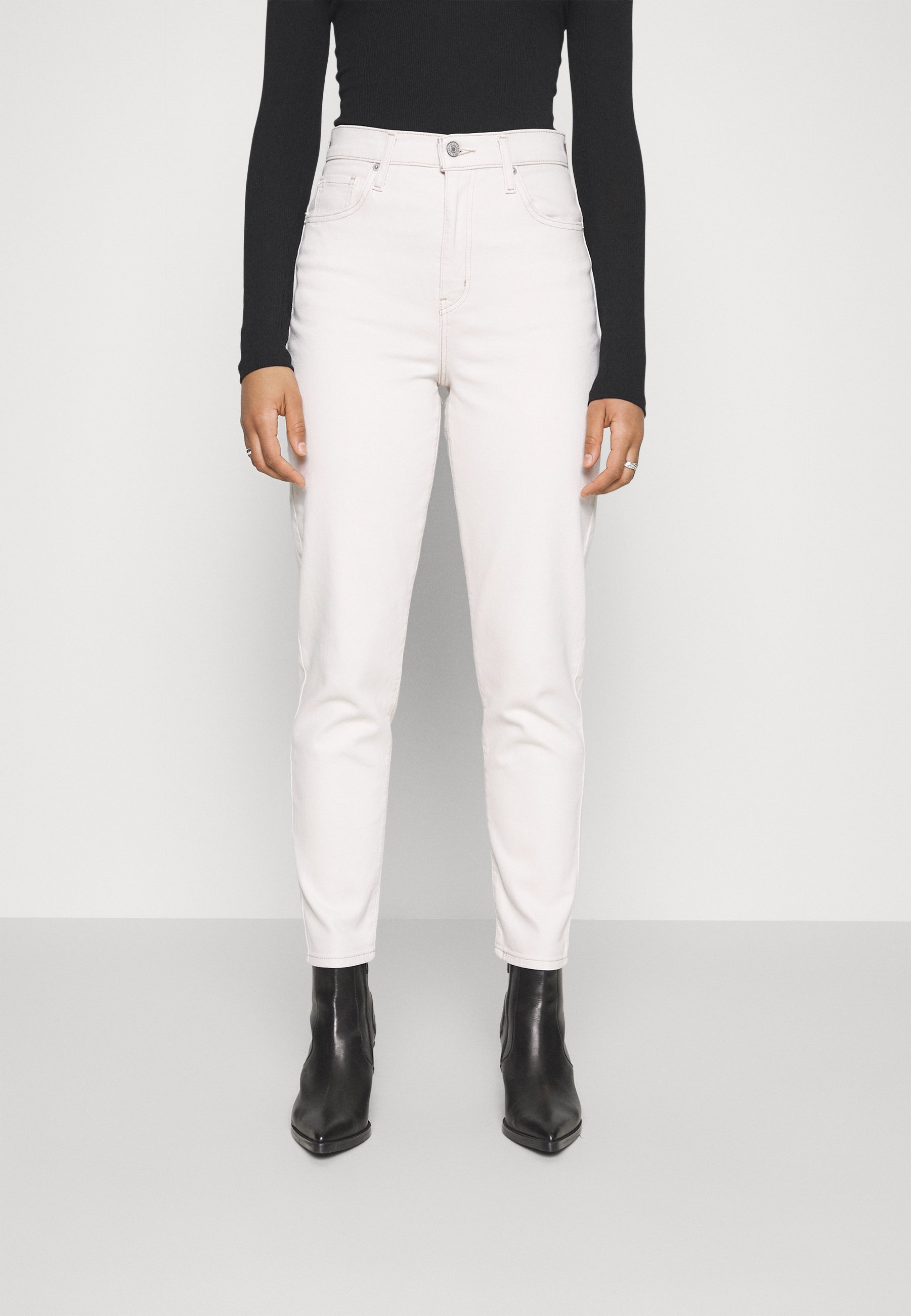 Levi's® HIGH WAISTED MOM - Relaxed fit jeans - natural born/white denim