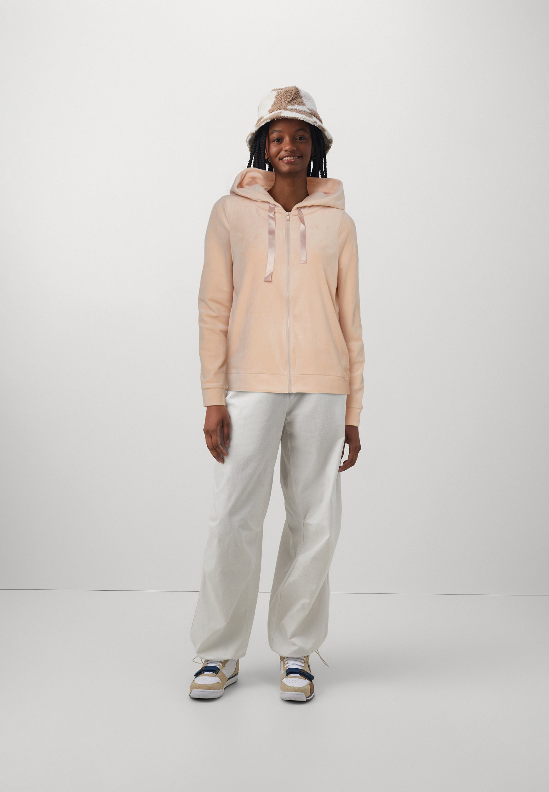 Vero Moda VMATHENA HOODIE - Zip-up sweatshirt - rose dust/light pink
