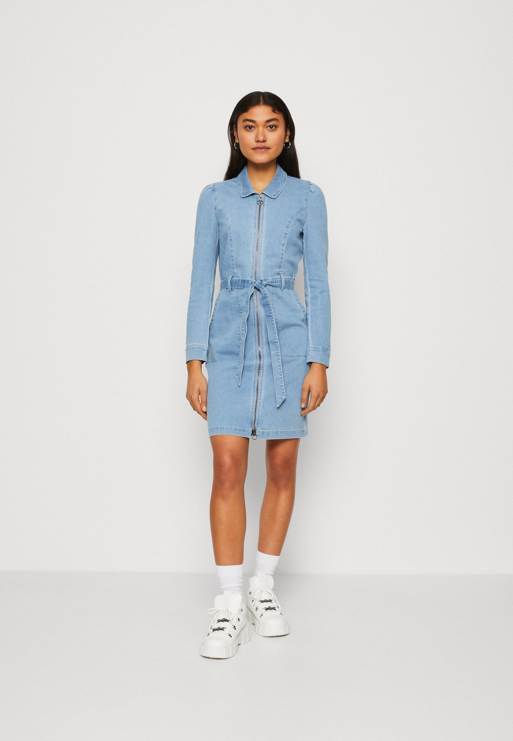 ONLY ONLNEW CHIGO DRESS - Denim dress - light blue denim/light-blue denim