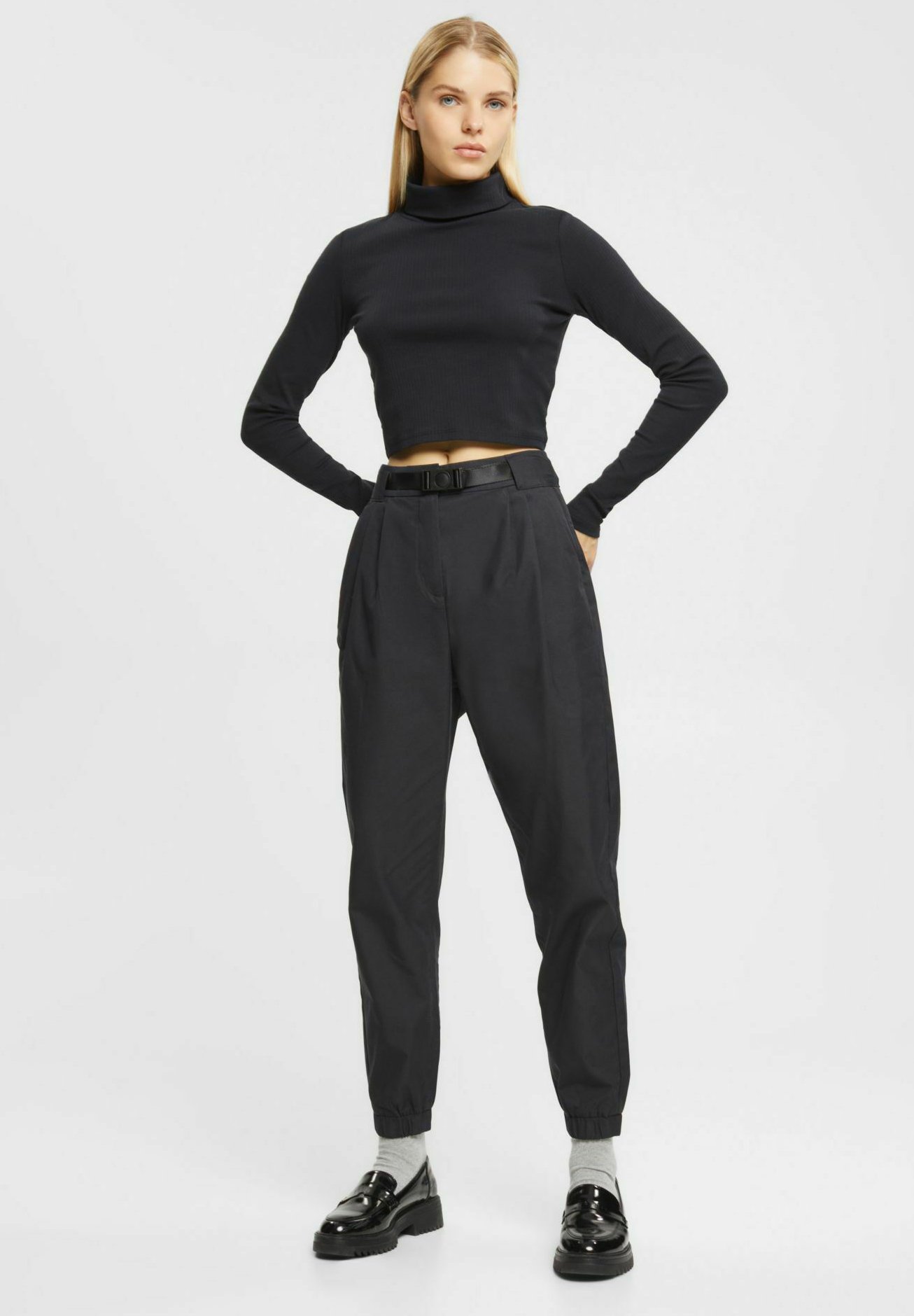 Esprit BALLOON MIT SAUM - Trousers - black