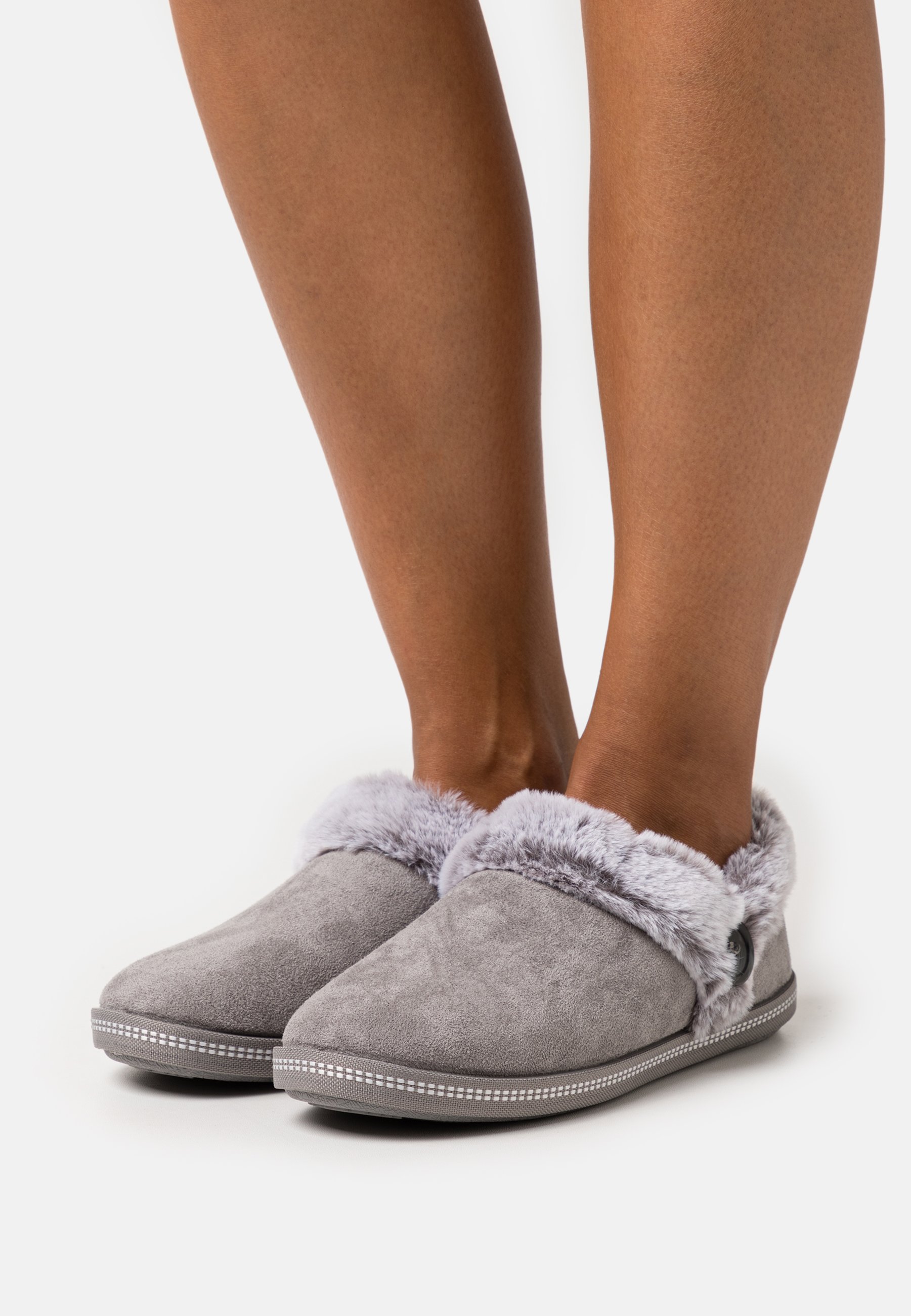 Skechers COZY CAMPFIRE - Slippers - grey
