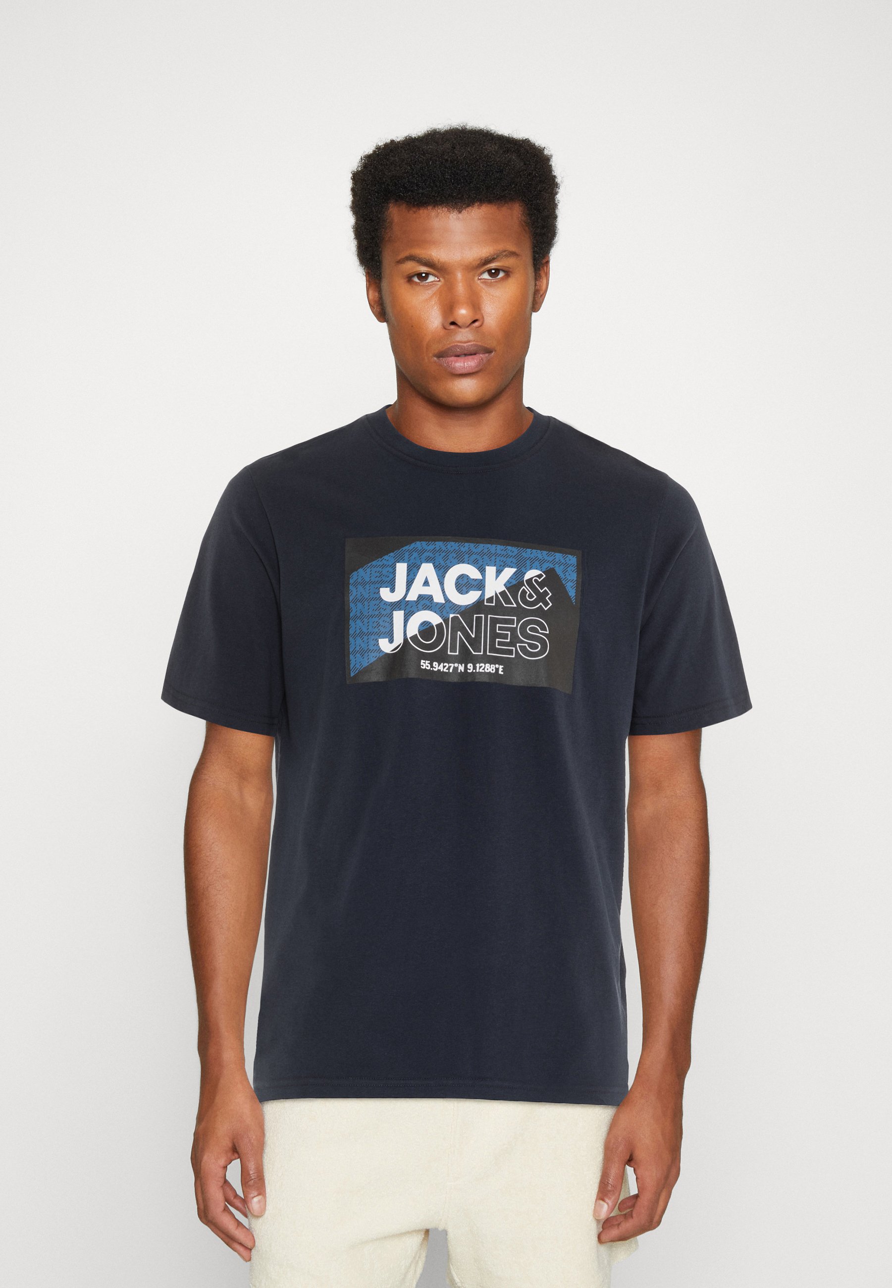Jack &Jones JCOLOGAN CREW NECK - Print T-shirt - navy blazer/dark blue