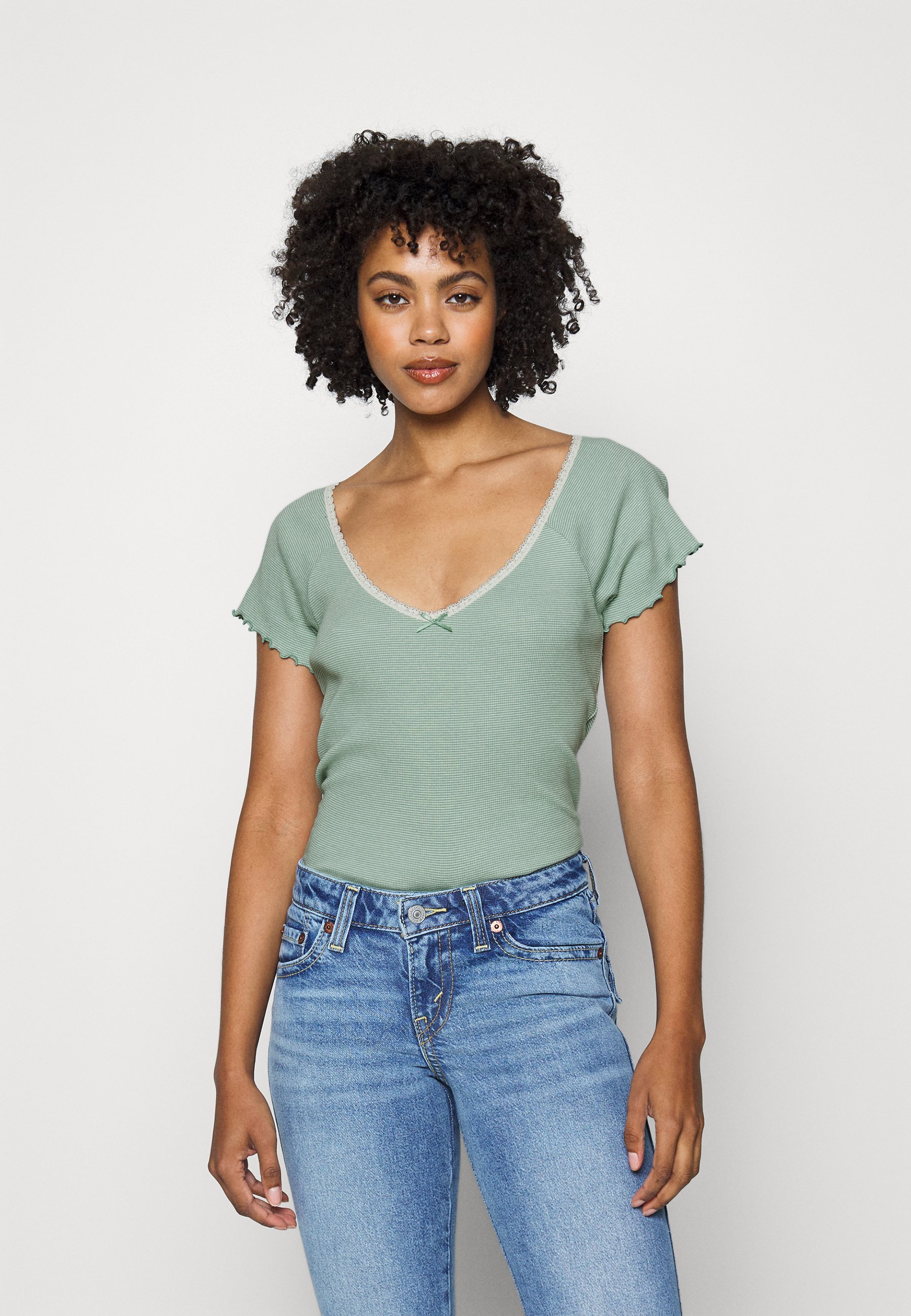 Levi's® DRY GOODS V NECK TEE - Print T-shirt - mint