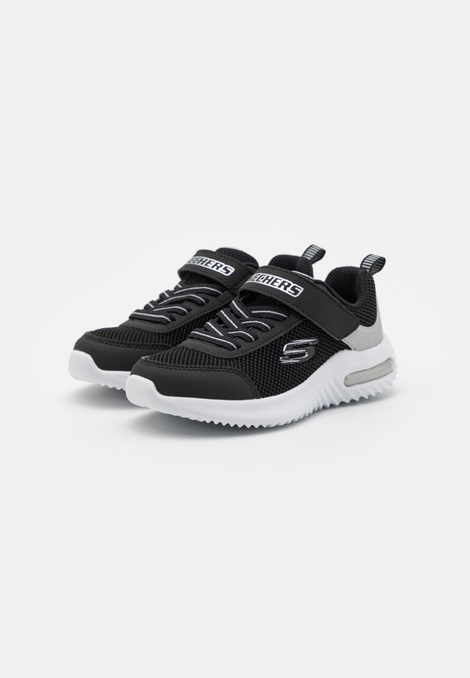 Skechers GORE STRAP OVERLAYS MIDSOLE TECH PIECE - Trainers - black & silver synthetic / textile / trim/black