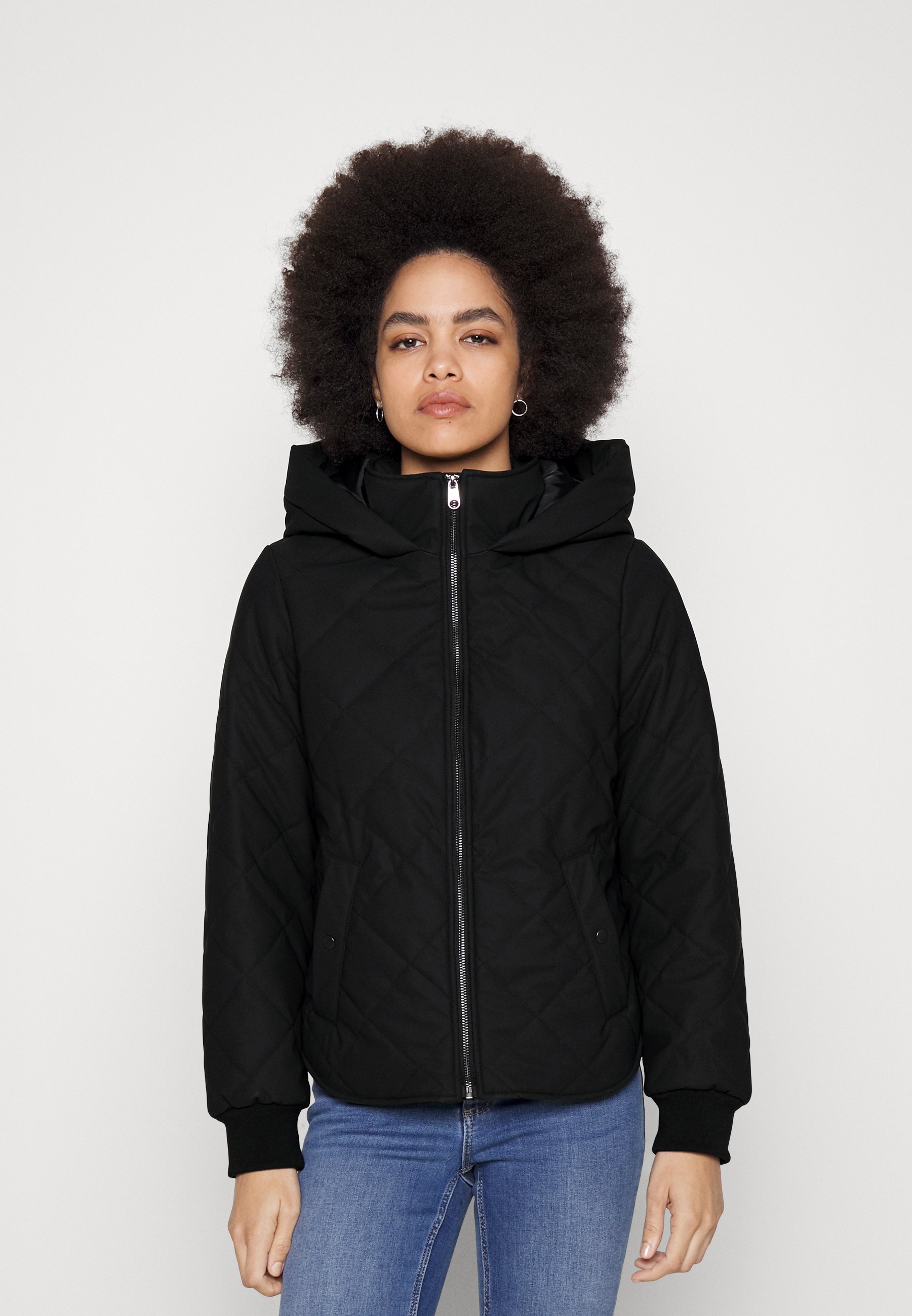 Vero Moda VMGRETAHOOD SHORT COATED JACKET - Bomber Jacket - black
