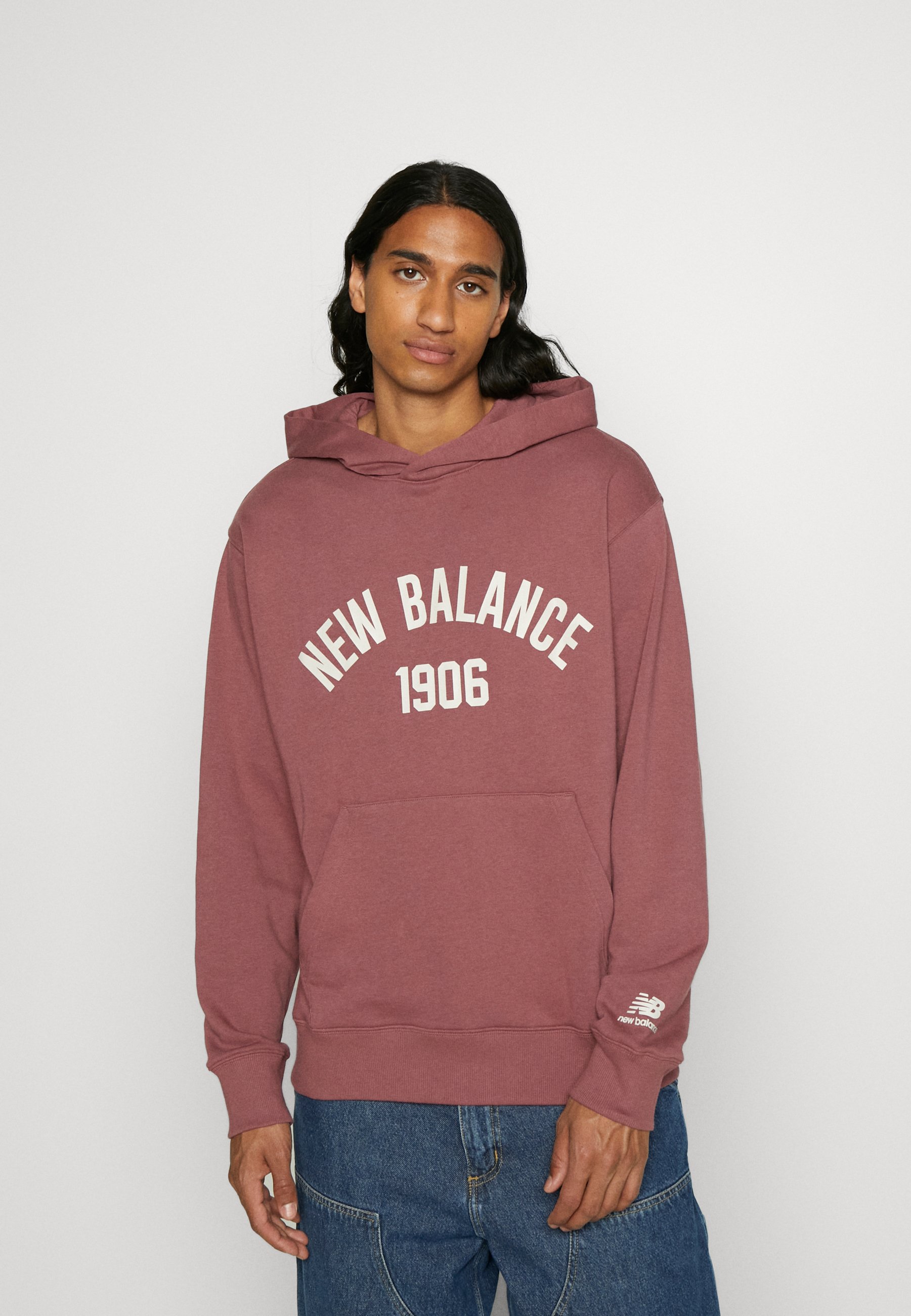 NB ESSENTIALS VARSITY HOODIE - Hoodie - washed burgundy/dark red