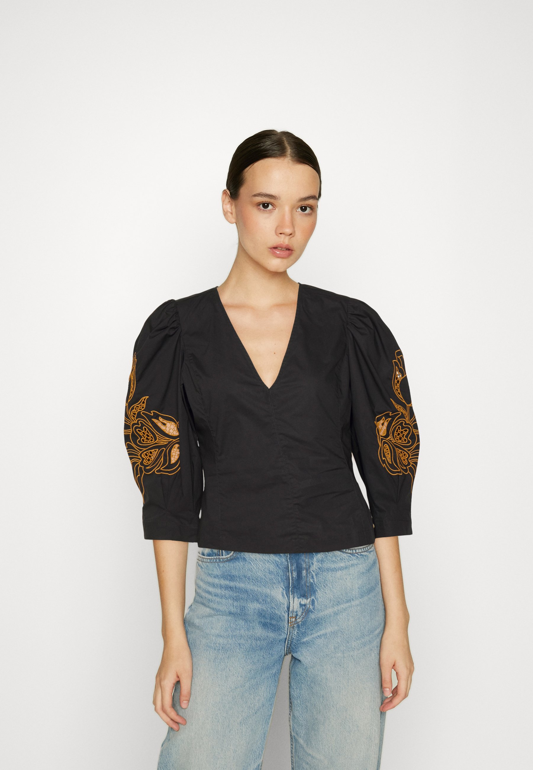 Scotch & Soda V NECK FITTED WITH BRODERIE VOLUME SLEEVE - Blouse - black