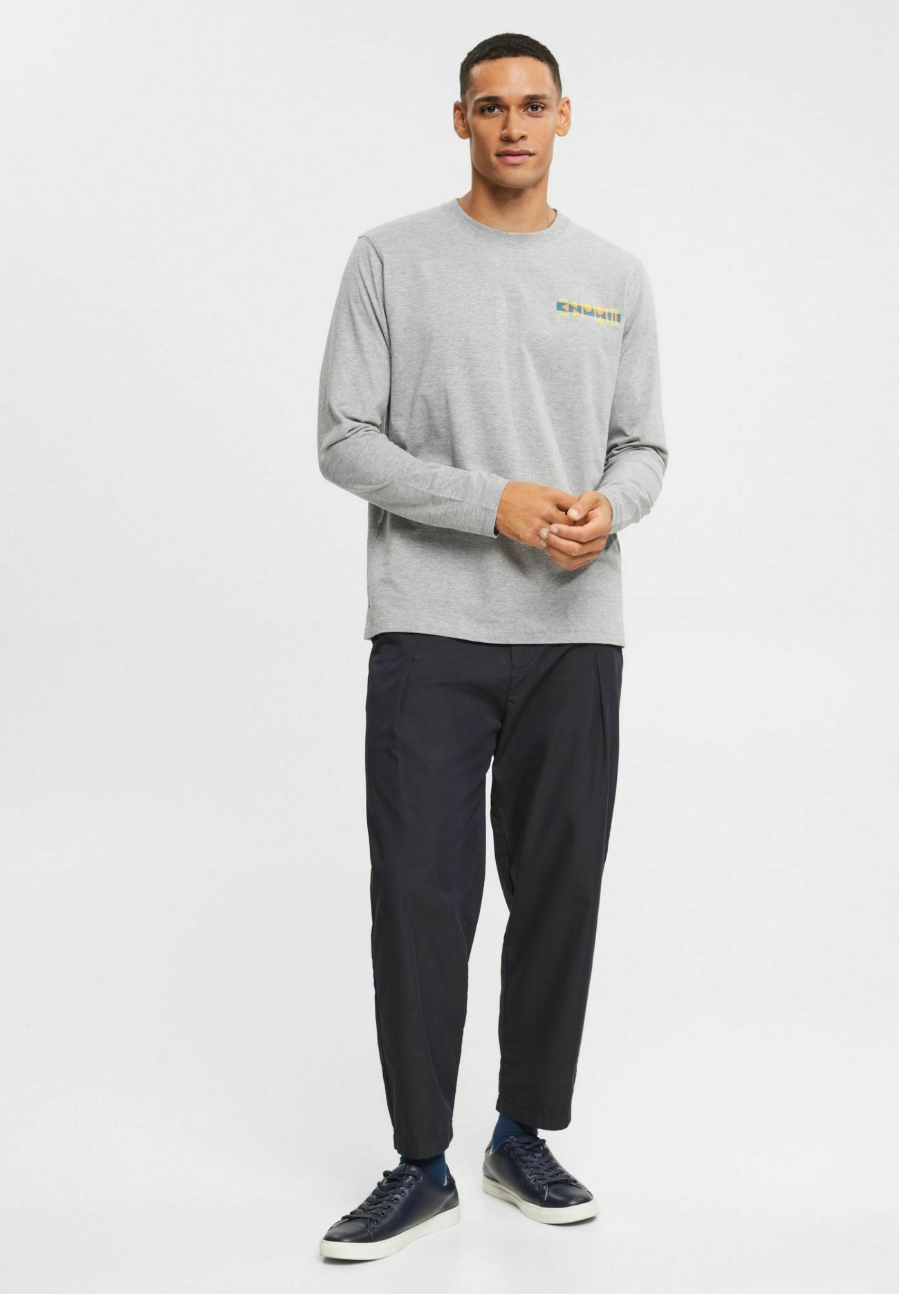 Esprit REGULAR FIT - Long sleeved top - medium grey/grey