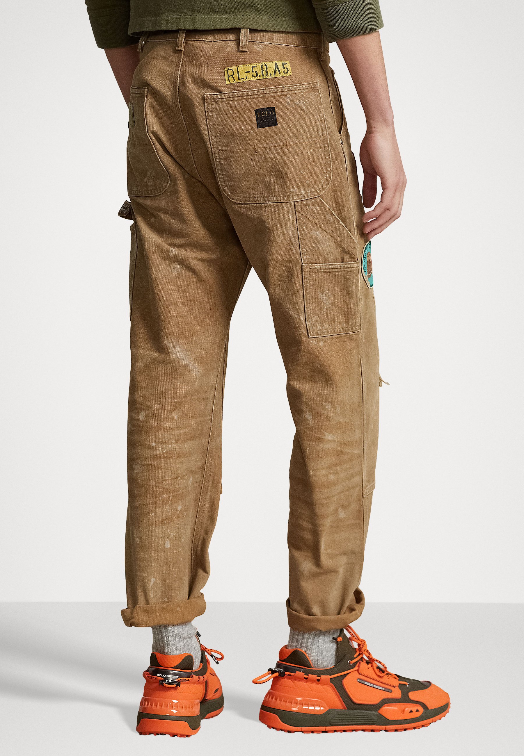 Polo Ralph Lauren RELAXED-FIT SEGELTUCHHOSE IN USED-OPTIK - Relaxed fit jeans - bluffpoint/camel