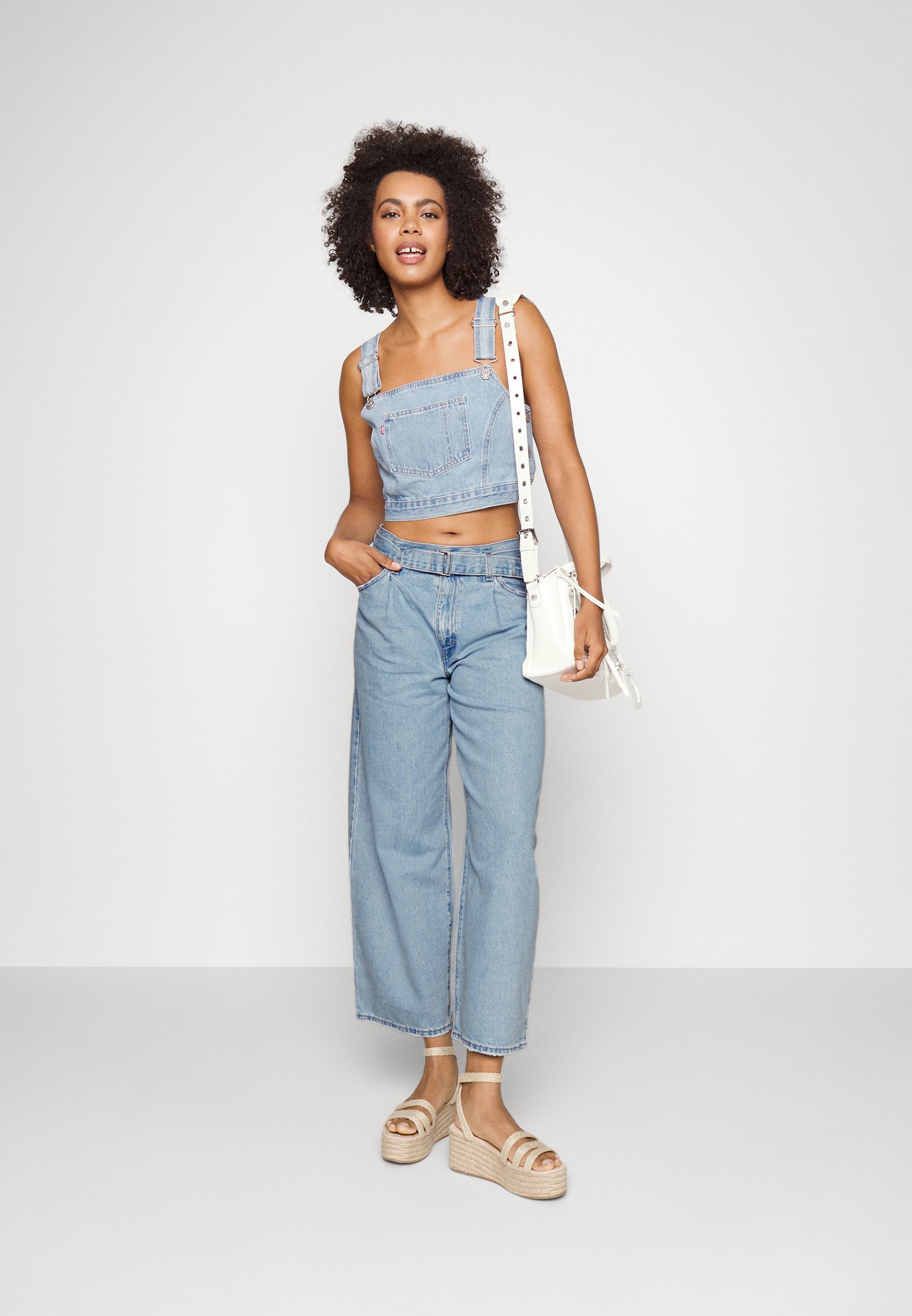 Levi's® BELTED BAGGY - Relaxed fit jeans - living legend/light-blue denim