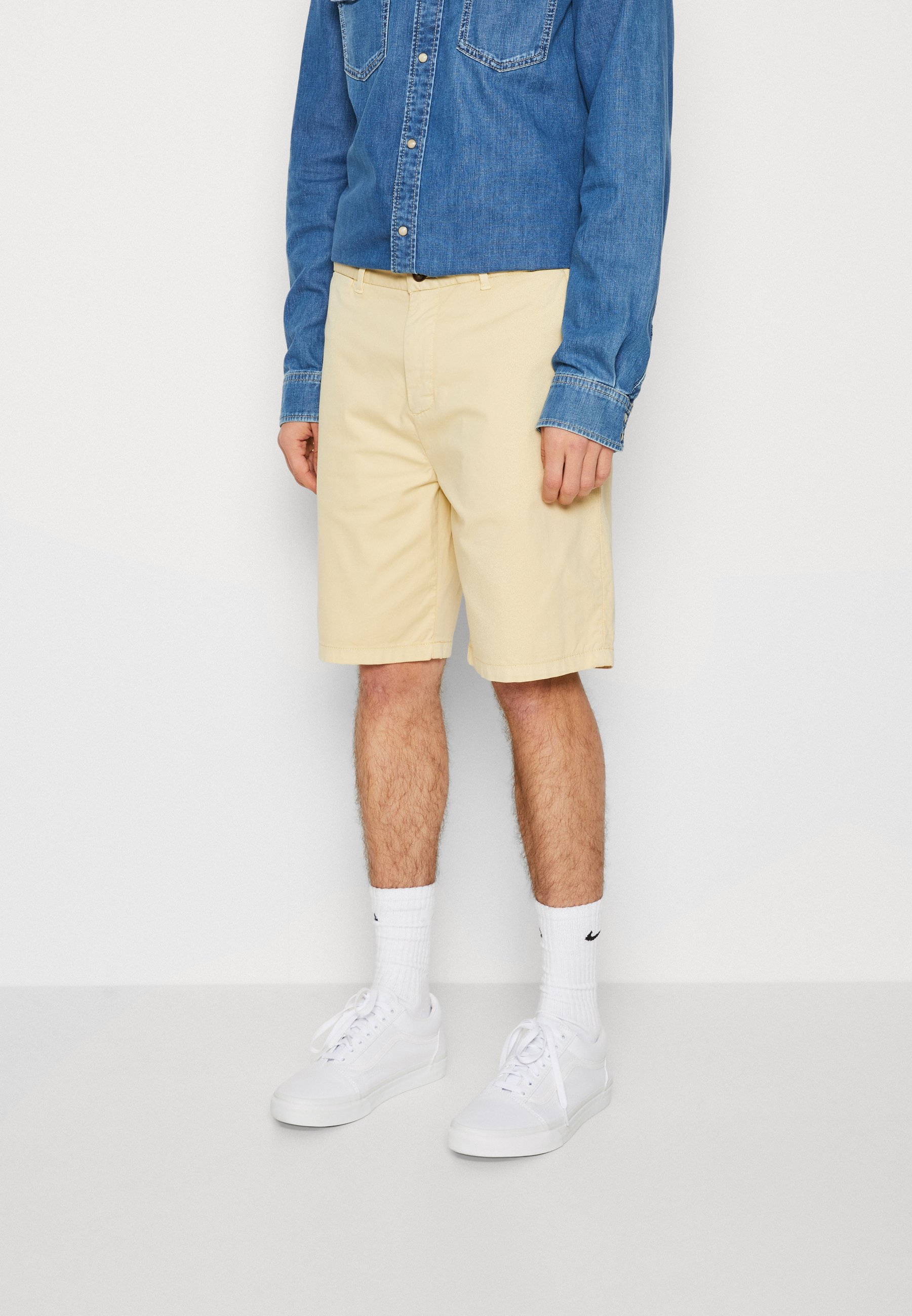 Scotch & Soda STUART GARMENT DYE PIMA - Shorts - sand/khaki