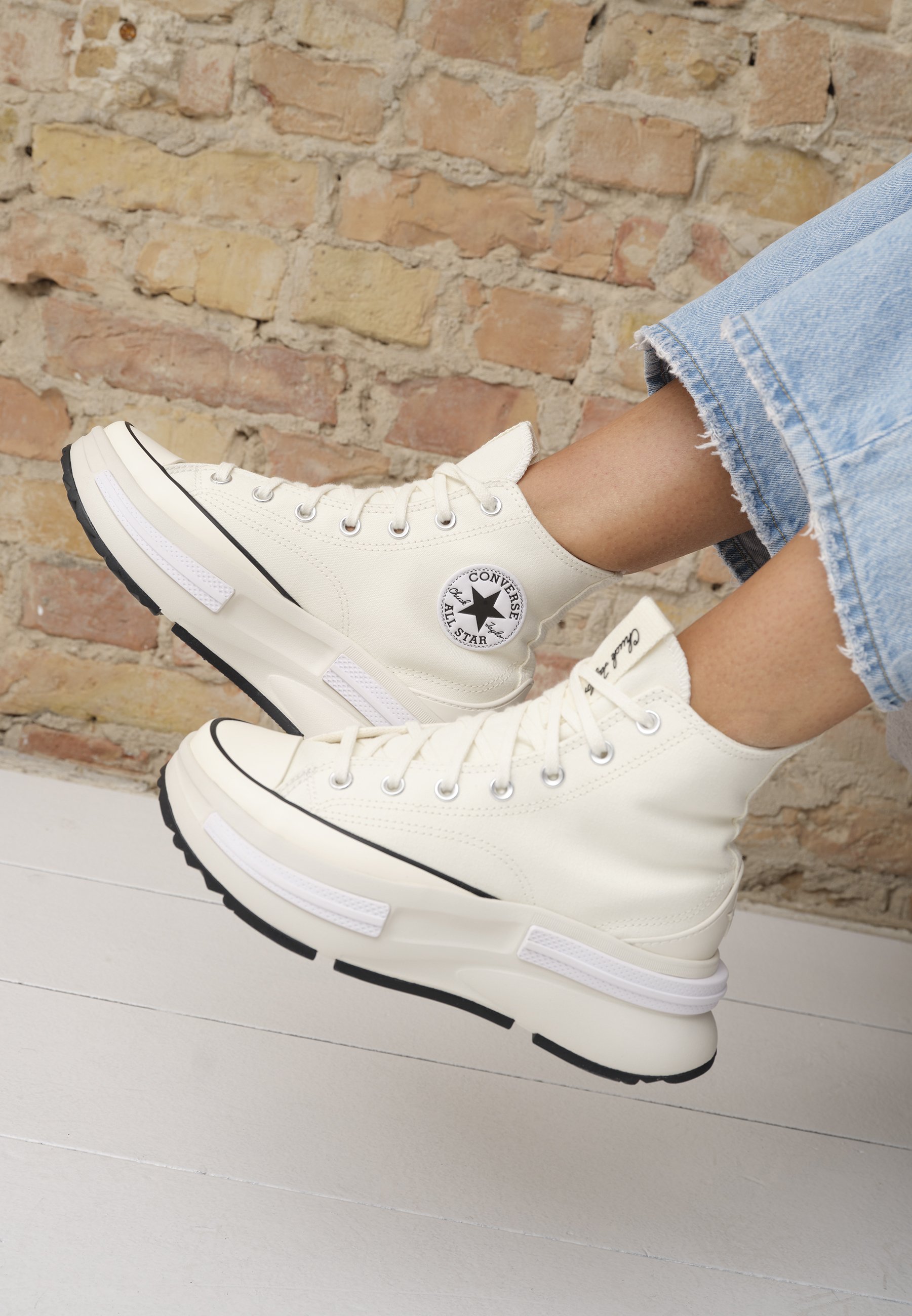 Converse RUN STAR UNISEX - High-top trainers - black/white/off-white
