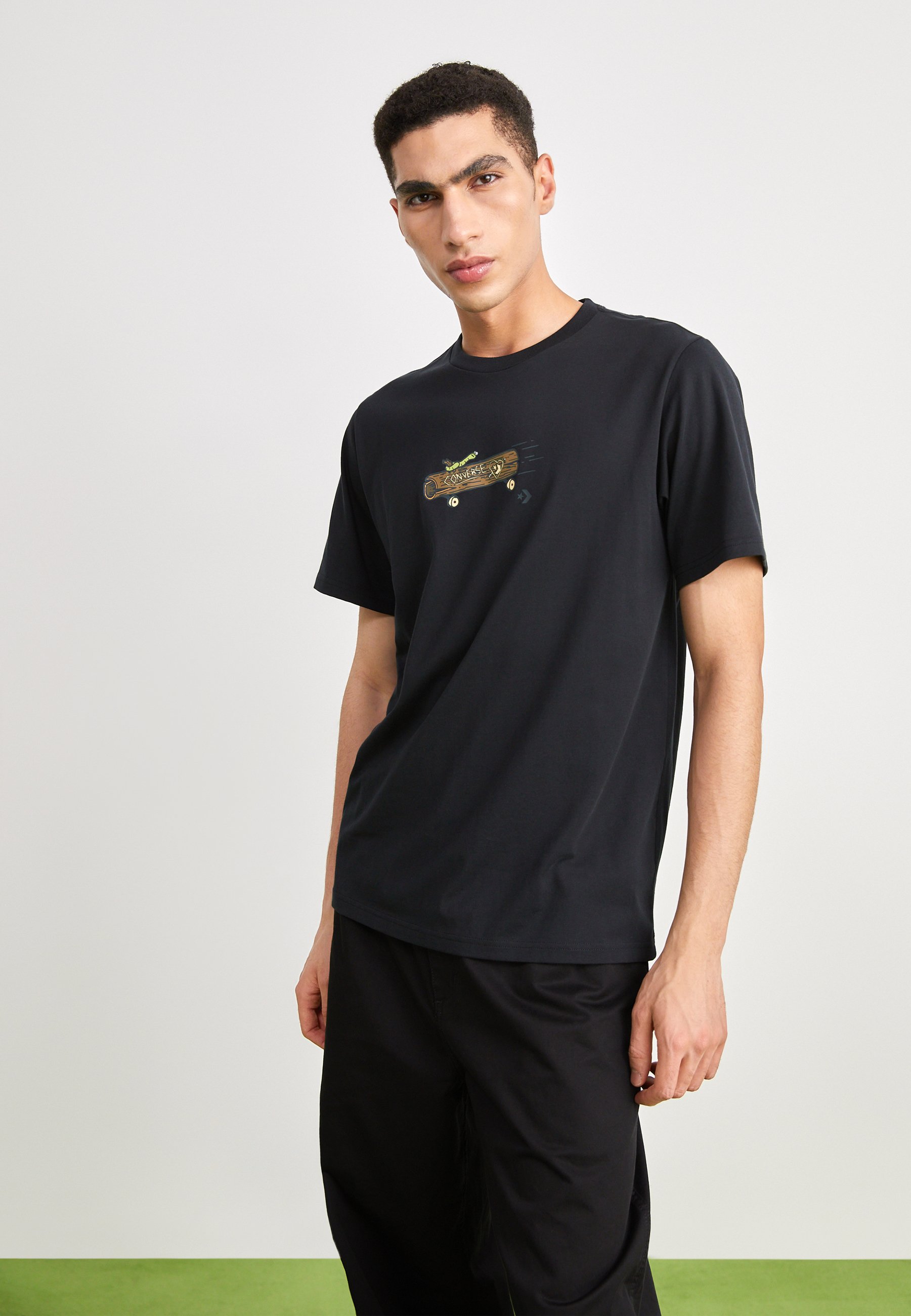 Converse ELEVATED LOGO GRAPHIC TEE UNISEX - Print T-shirt - black
