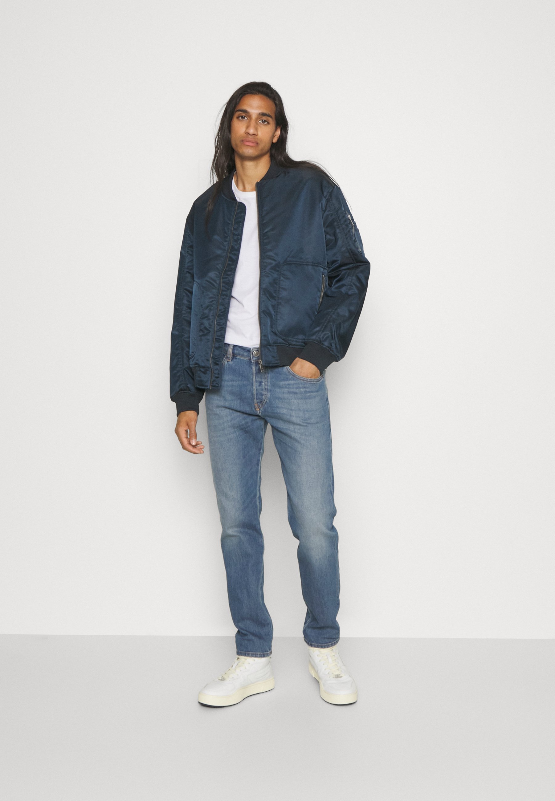 Diesel D-YENNOX - Straight leg jeans - 09g8301/dark-blue denim