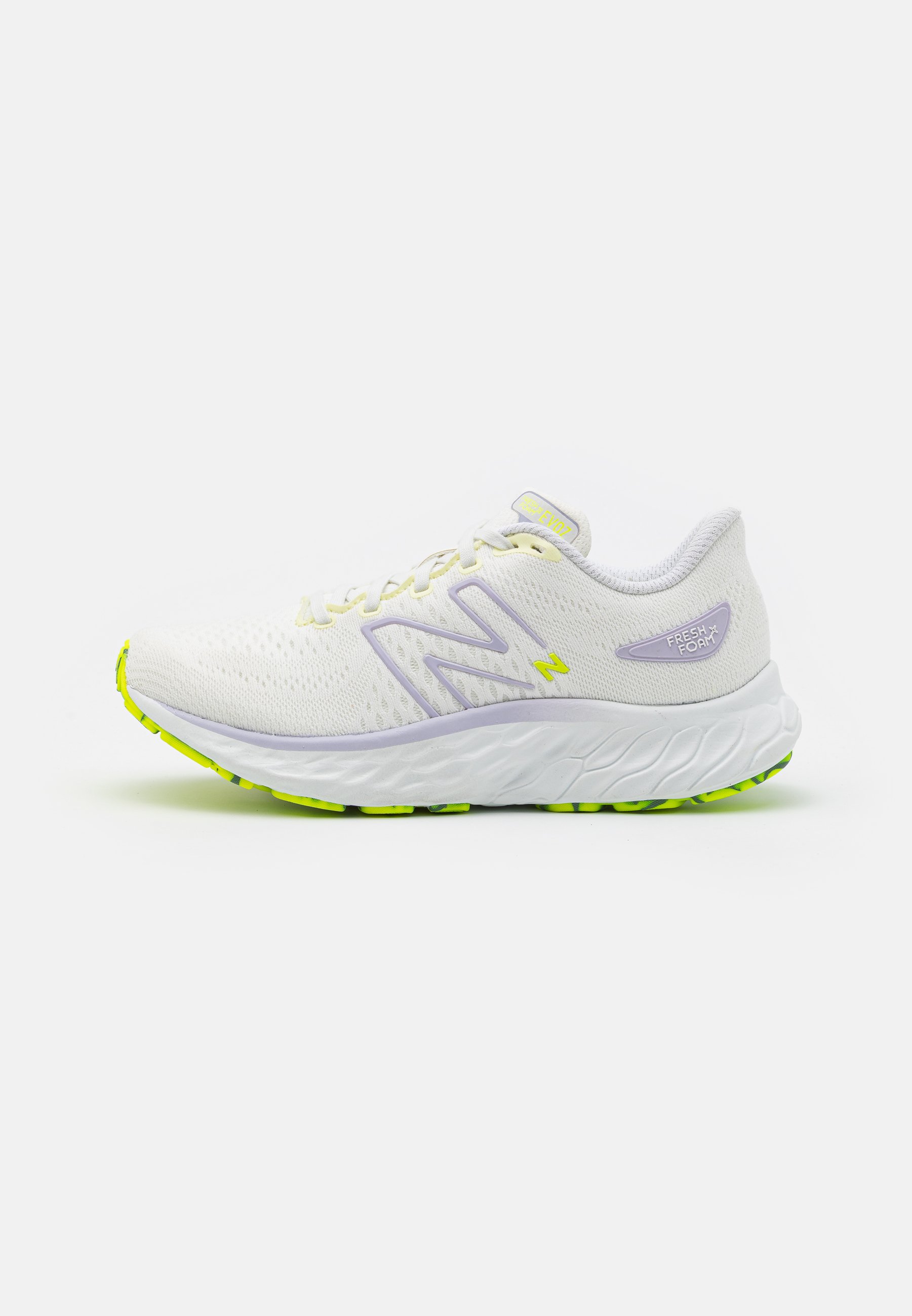 NB FRESH FOAM X EVOZ  - Neutral running shoes - white