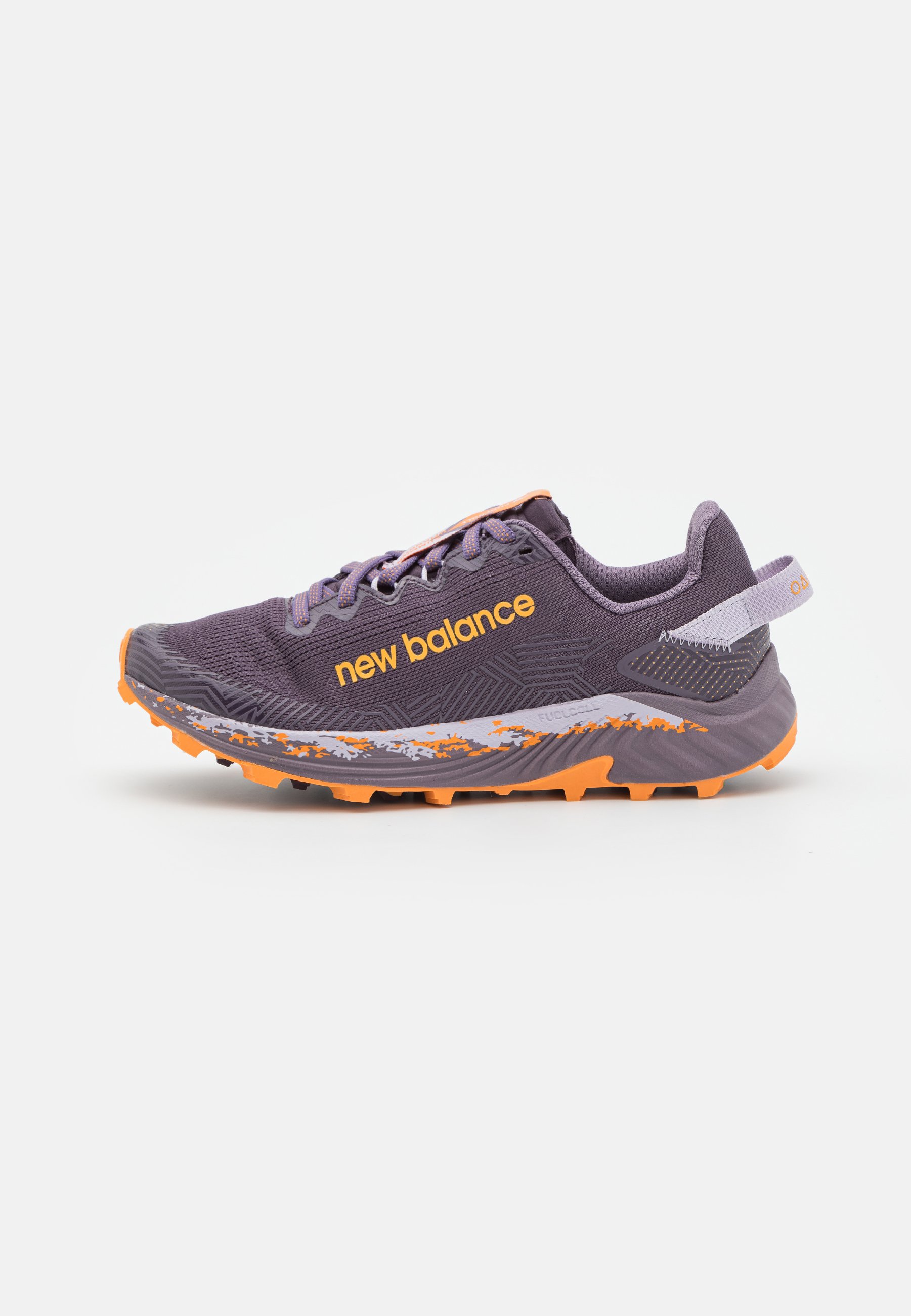 NB FUELCELL SUMMIT UNKNOWN - Trail running shoes - interstellar/dark purple