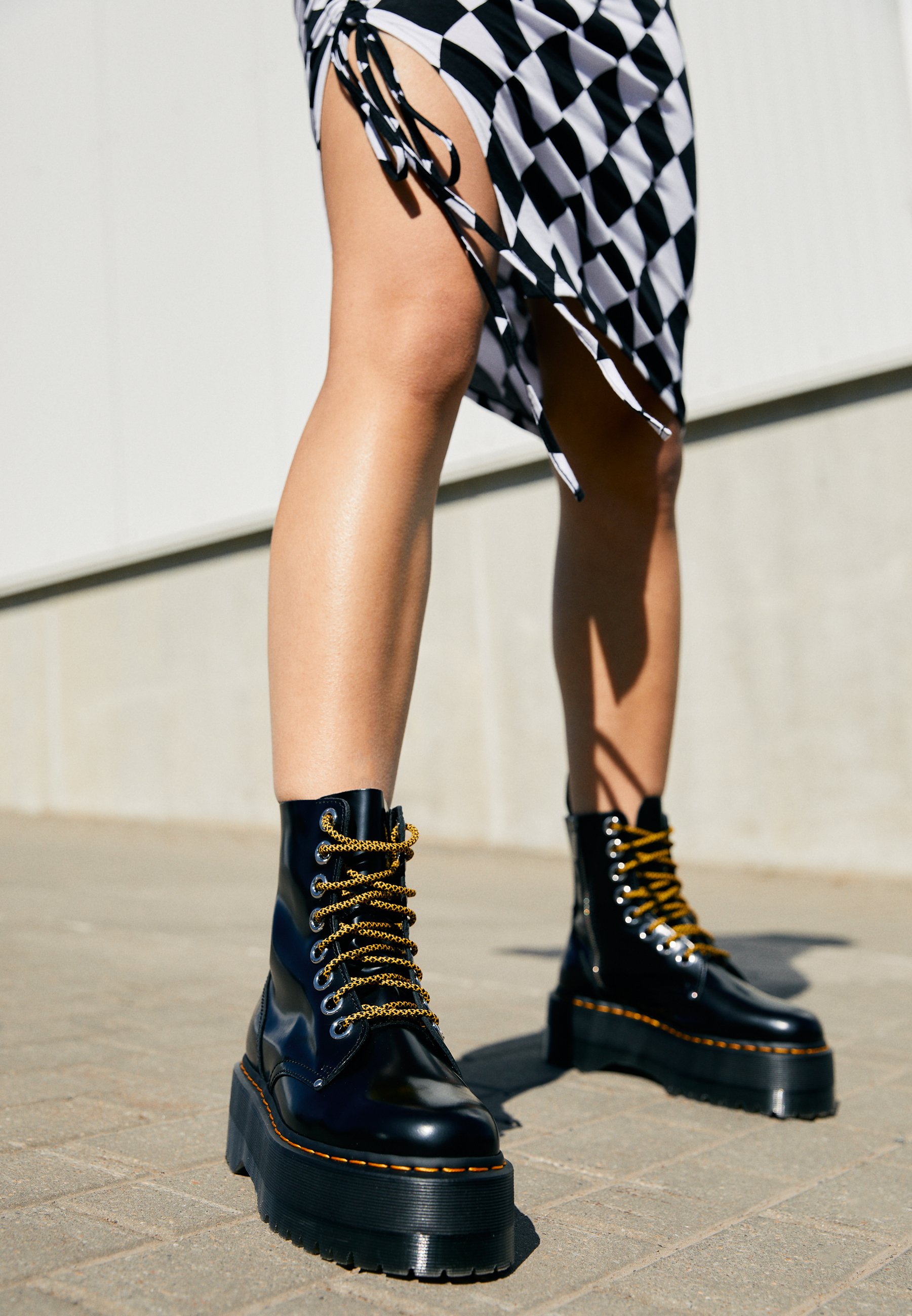 Dr. Martens JADON MAX - Platform ankle boots - black buttero/black
