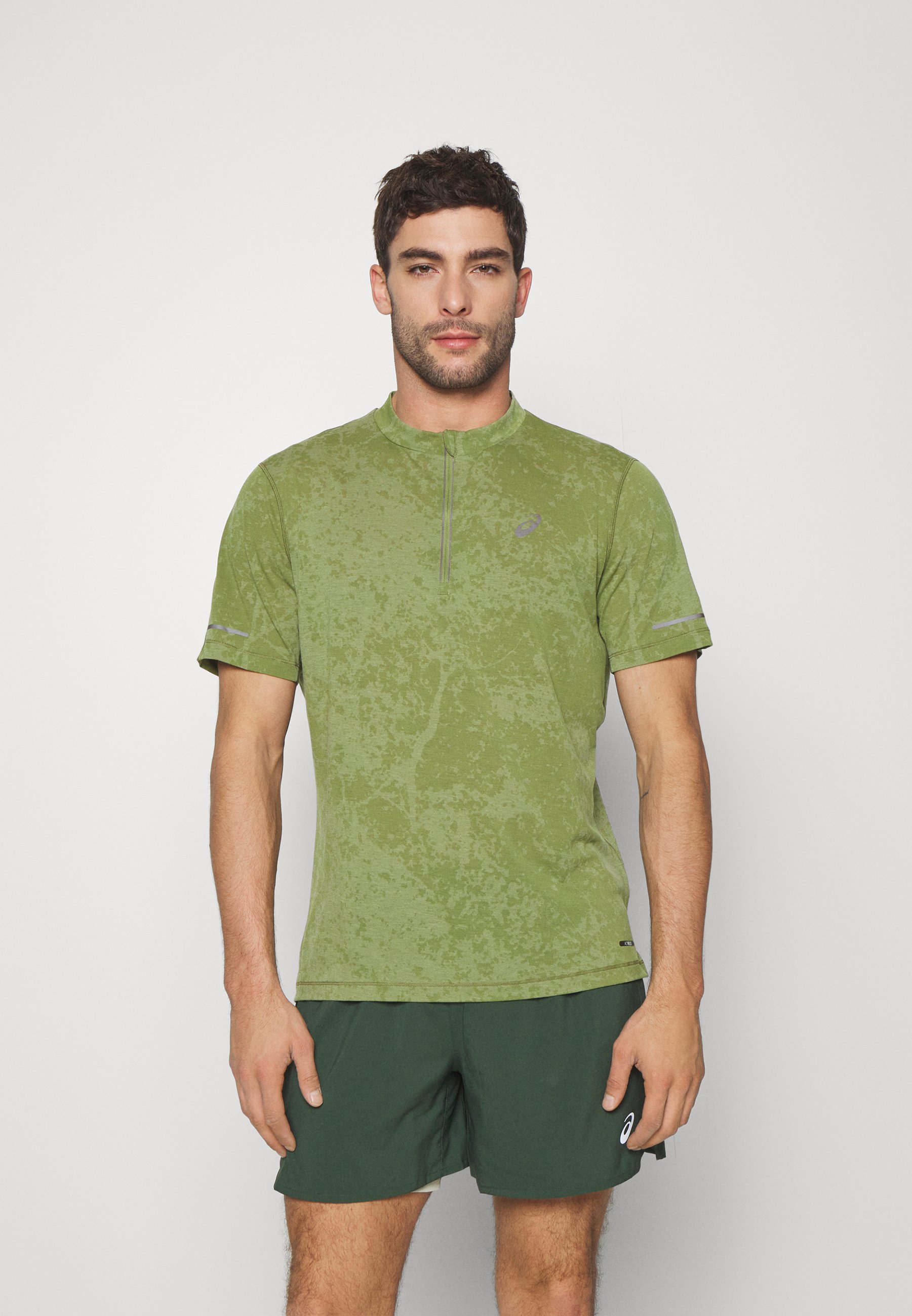 ASICS METARUN 1/2 ZIP PATTERN - Sports T-shirt - cactus/khaki