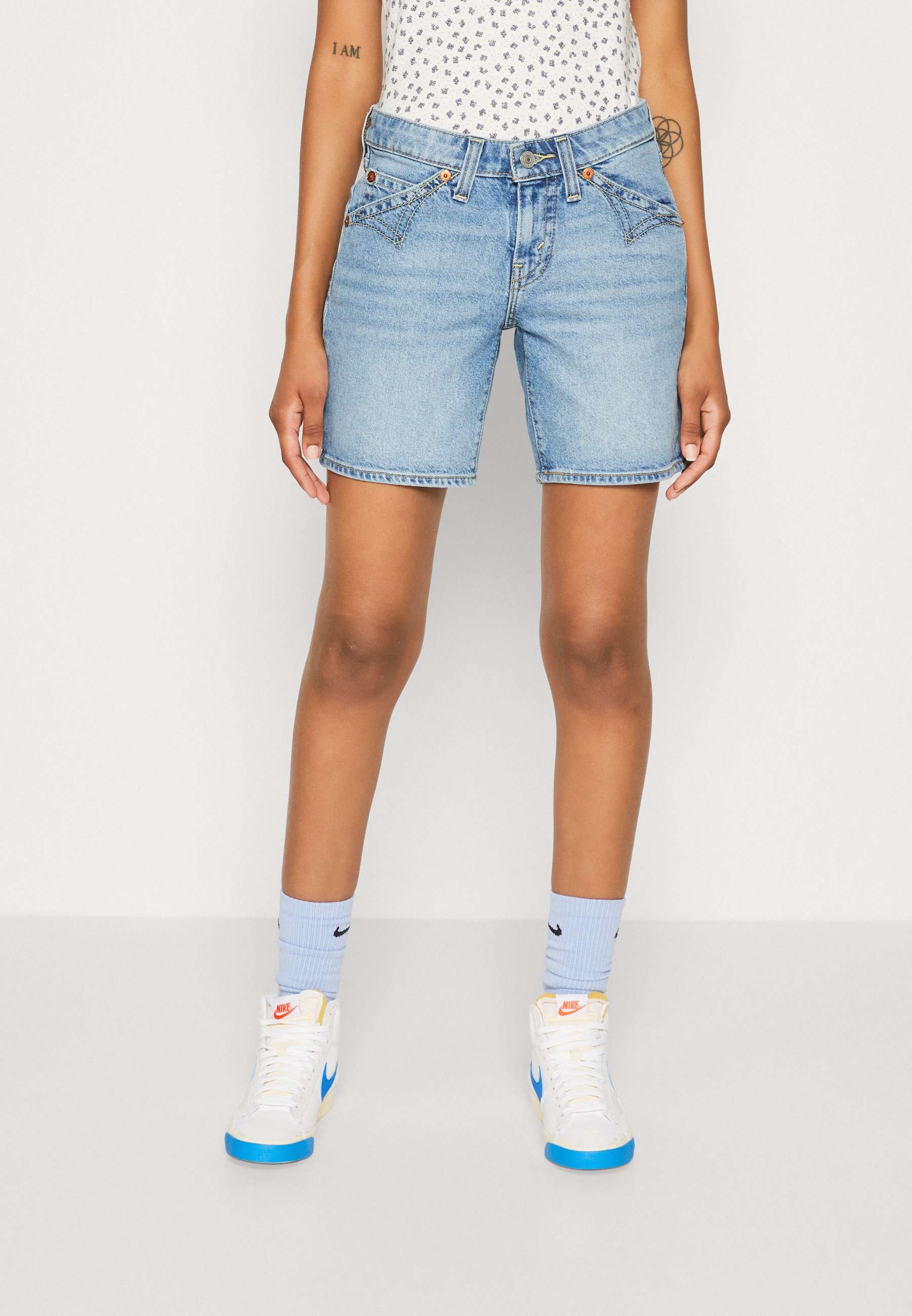 Levi's® NOUGHTIES - Denim shorts - reach for the stars/blue denim