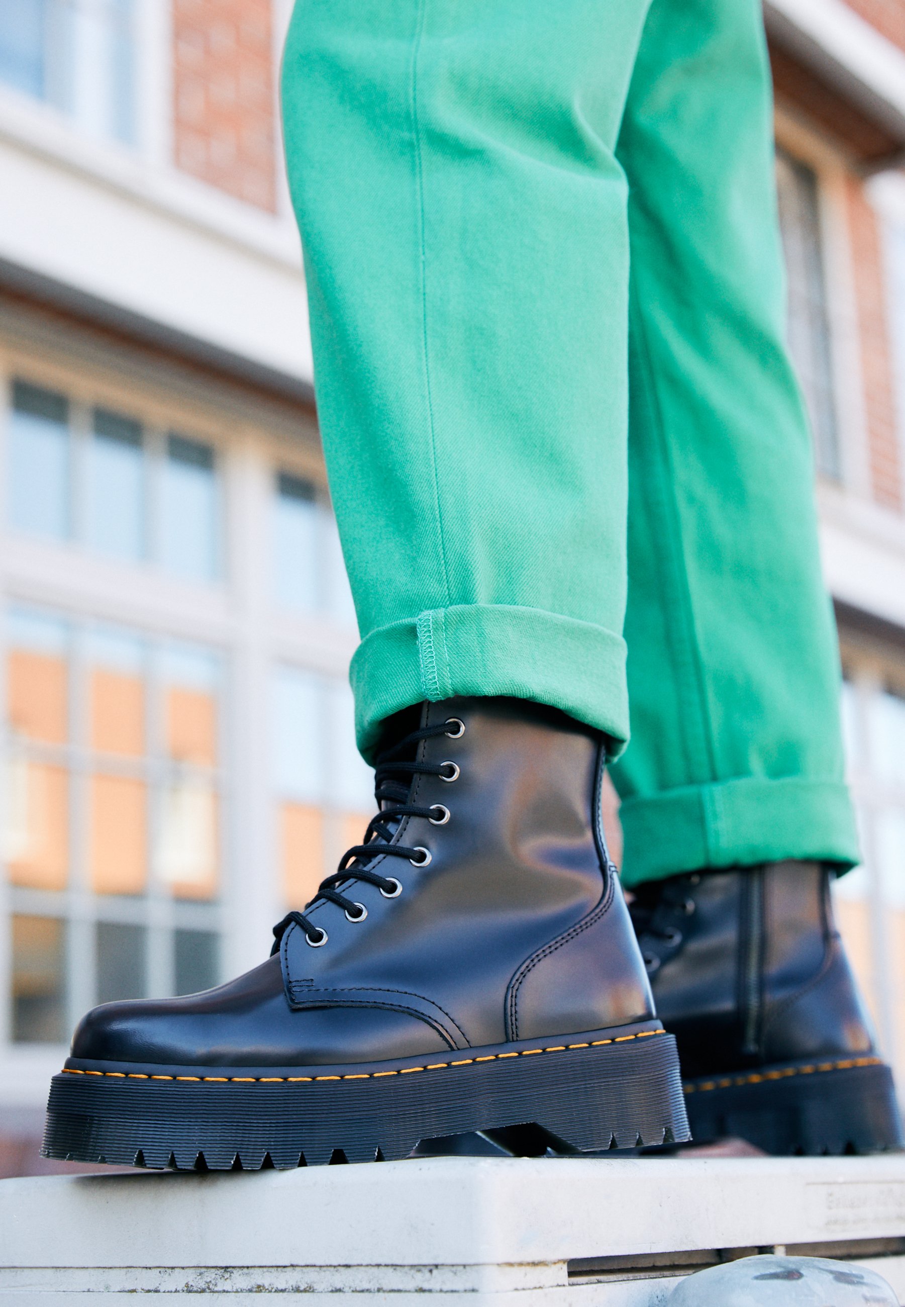 Dr. Martens JADON HI - Platform ankle boots - black/black