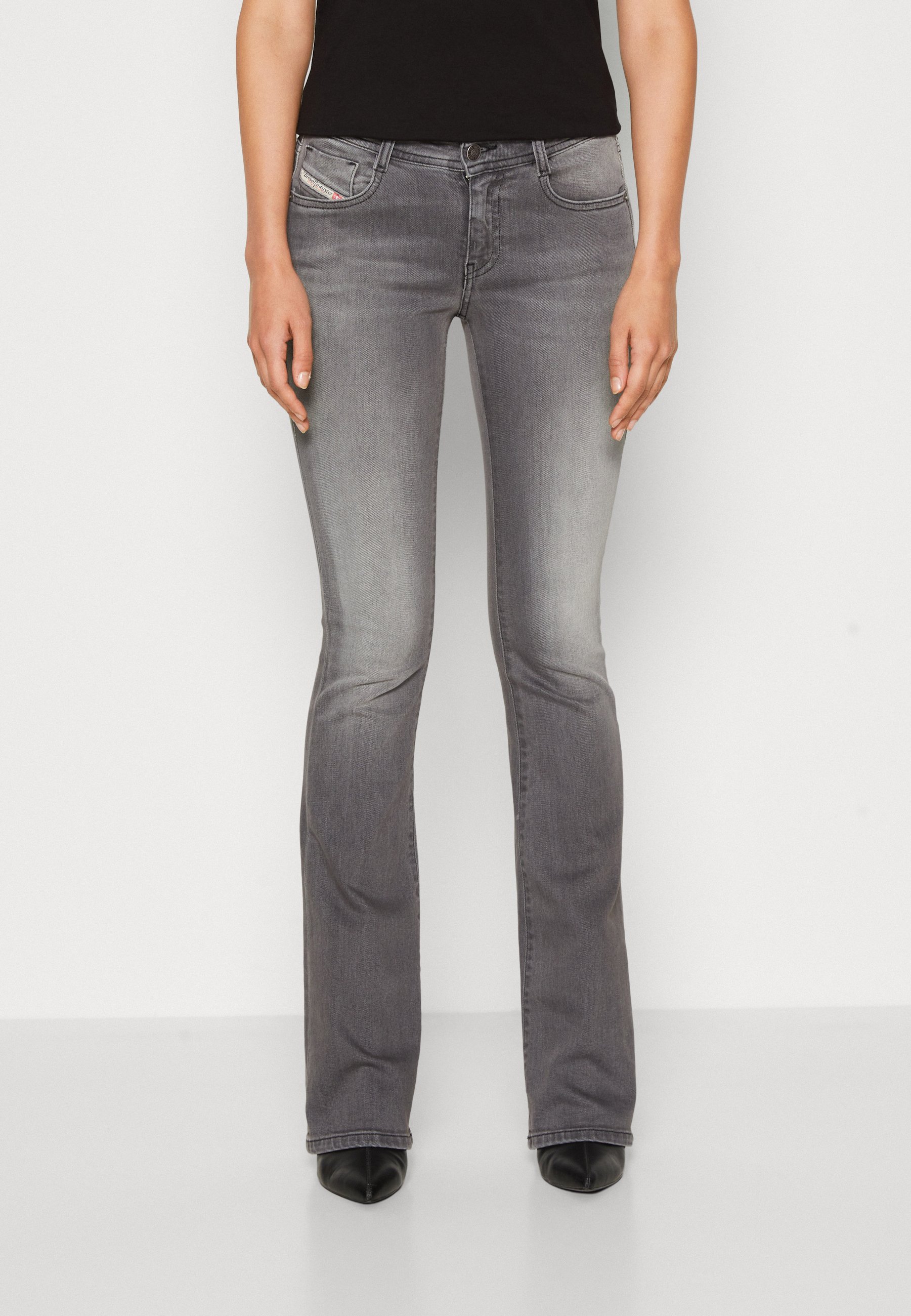 Diesel D-EBBEY - Flared Jeans - grey used/black denim