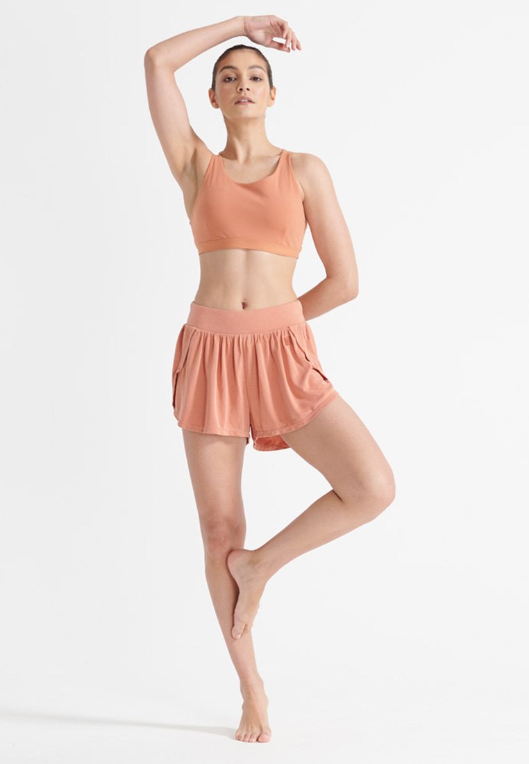 Superdry FLEX  - Shorts - autumn leaf/coral